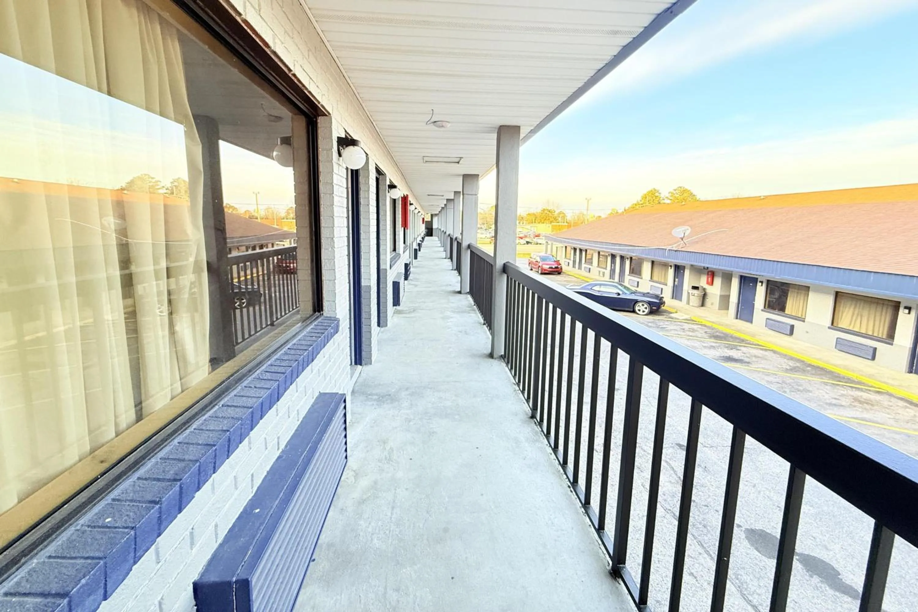 Balcony/Terrace in OYO Hotel Williamston