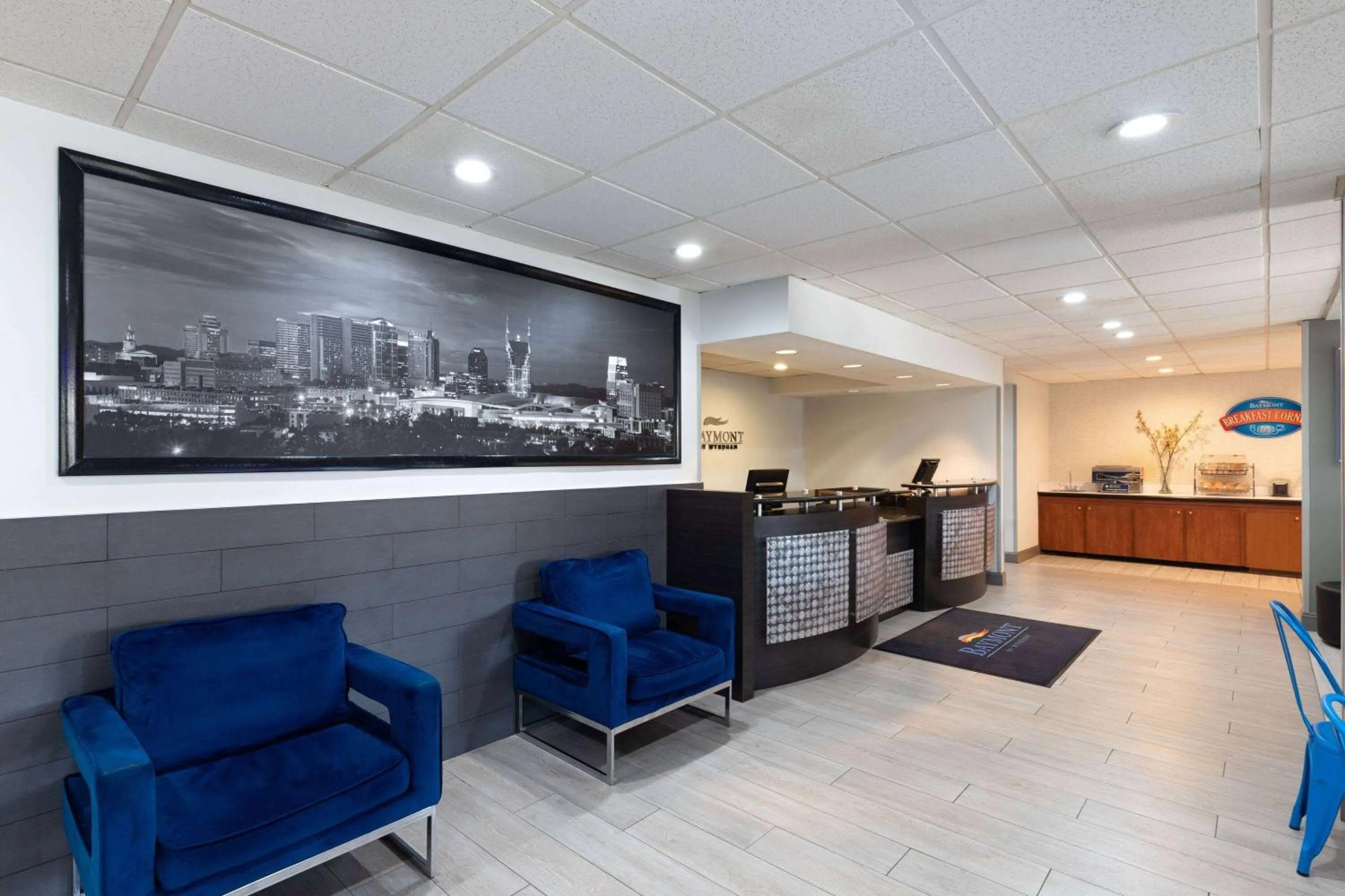 Lobby or reception in Baymont by Wyndham Nashville Airport