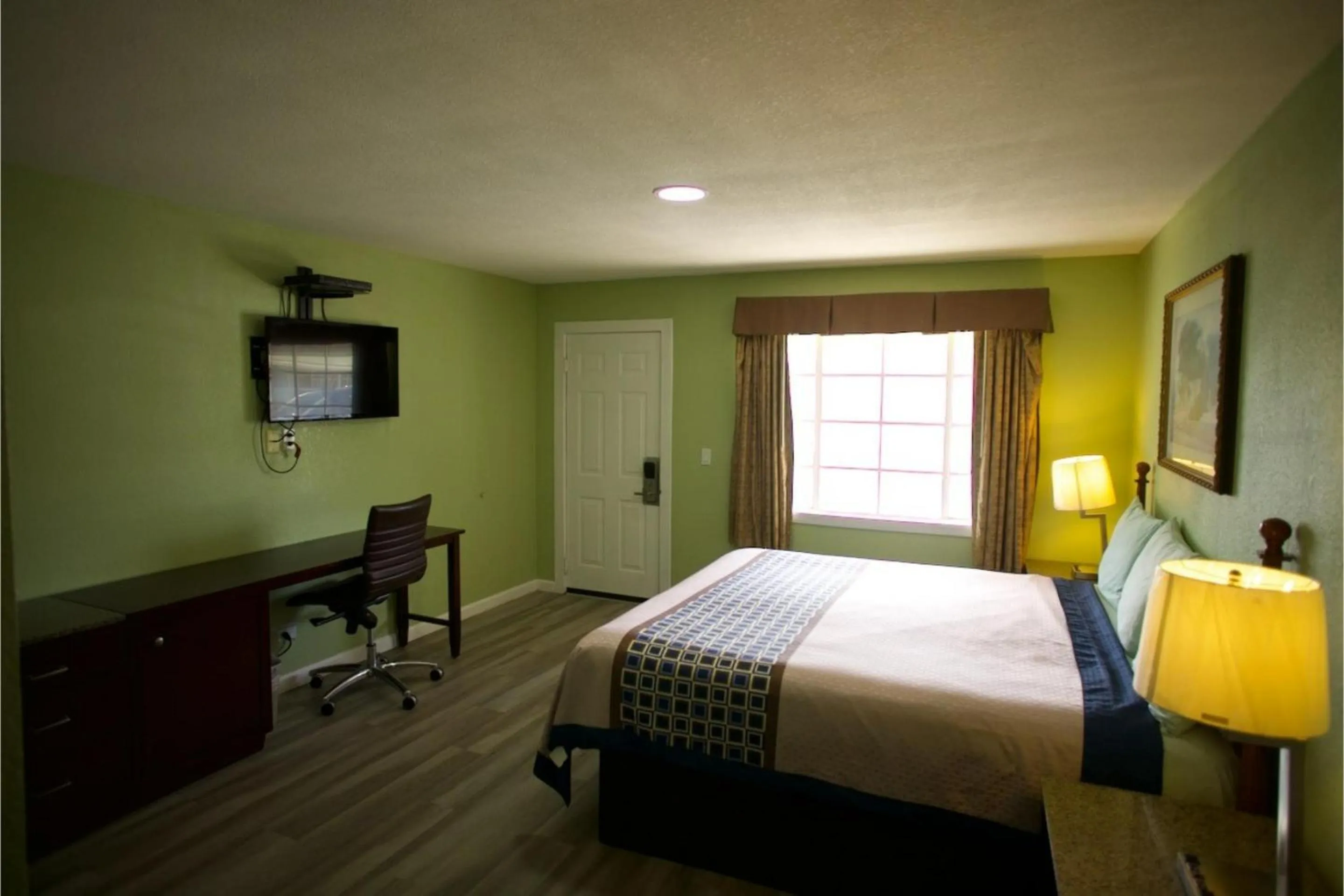 Bedroom in Western Inn