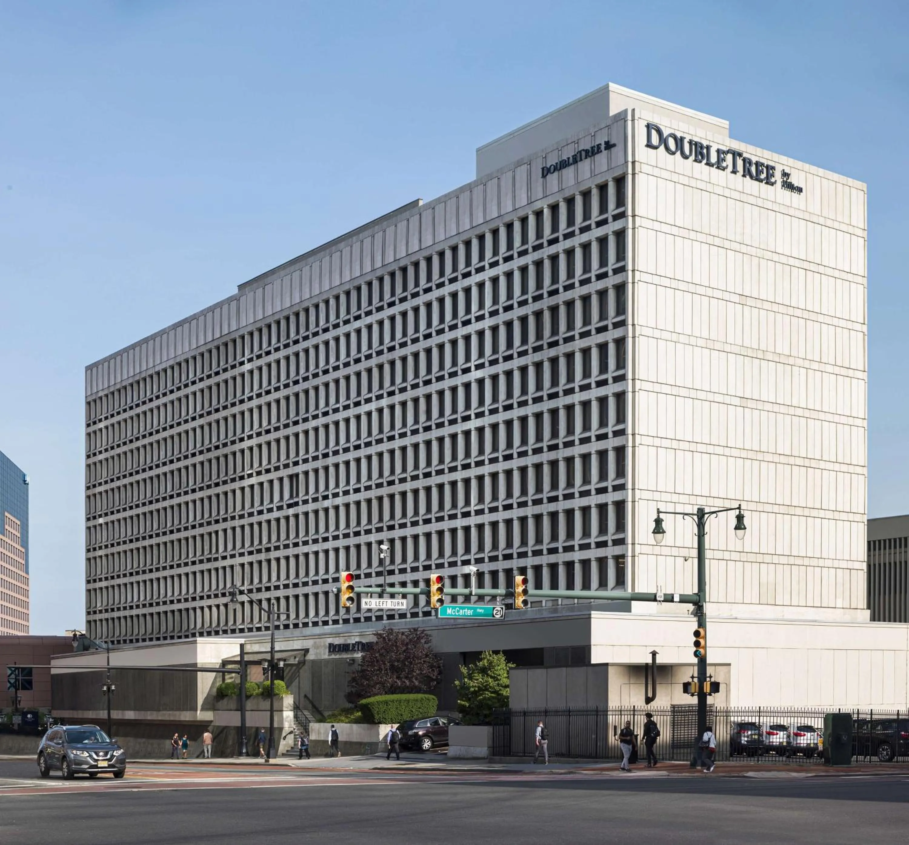 Property building in DoubleTree by Hilton Newark Penn Station, NJ