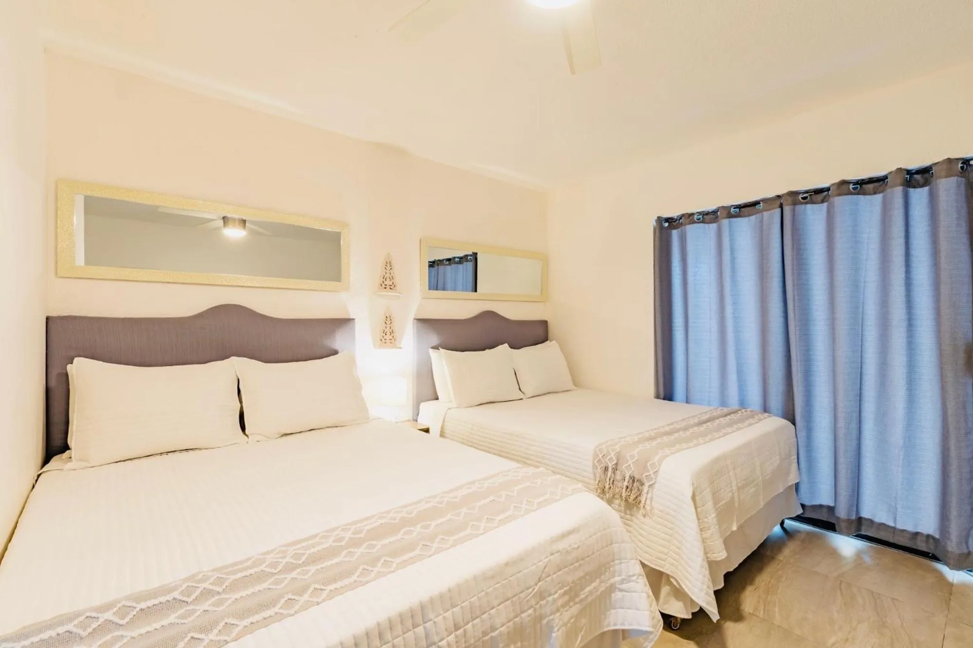 Bed in Cancun Ocean view