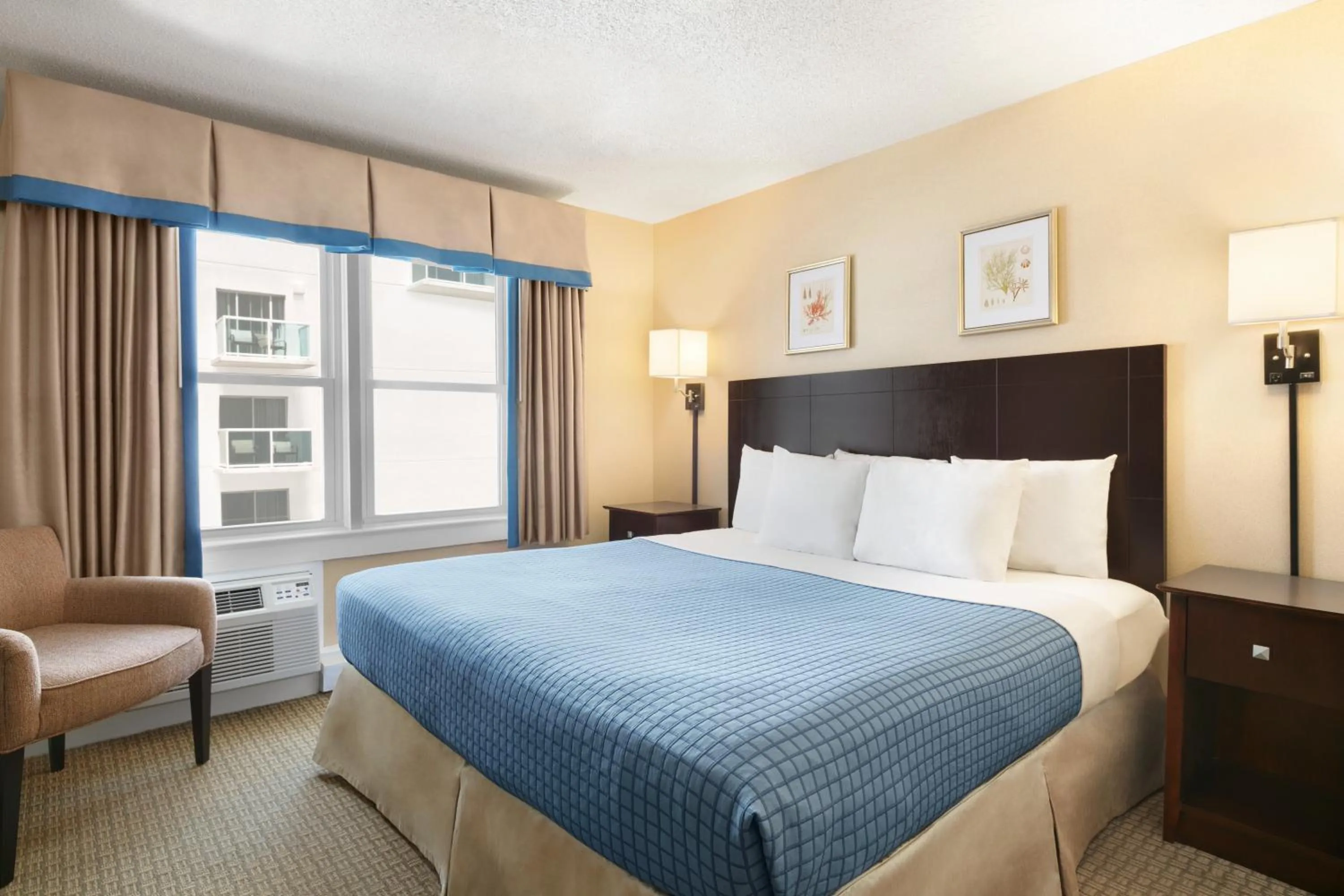 Bed in Harrison Hall Hotel