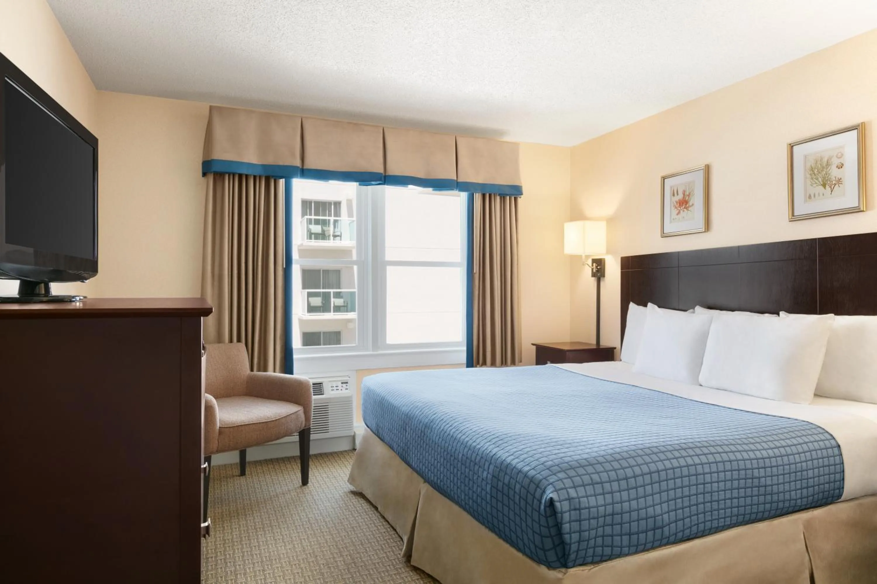 Bed in Harrison Hall Hotel