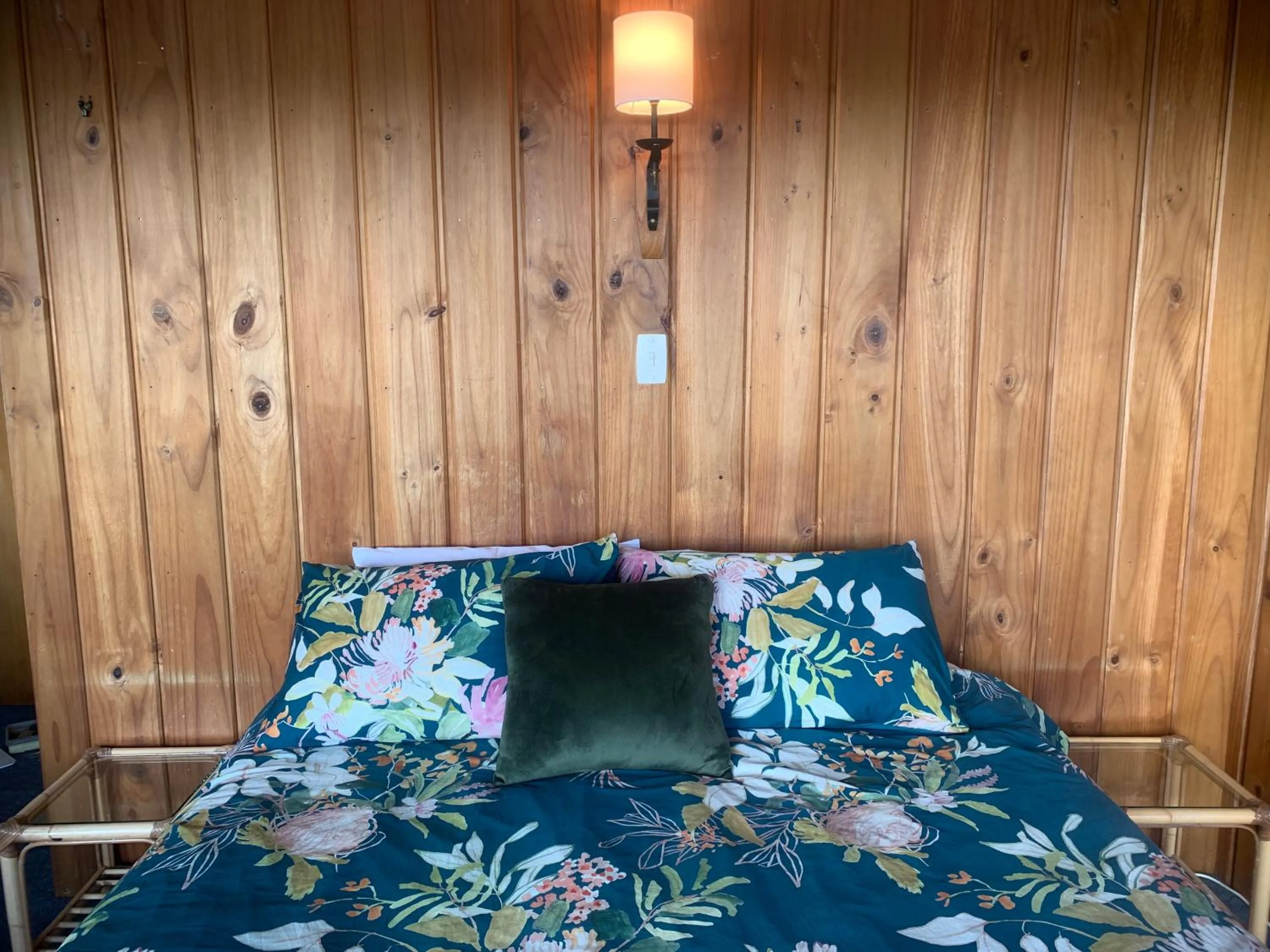 Bed in The Retreat Bay of Islands
