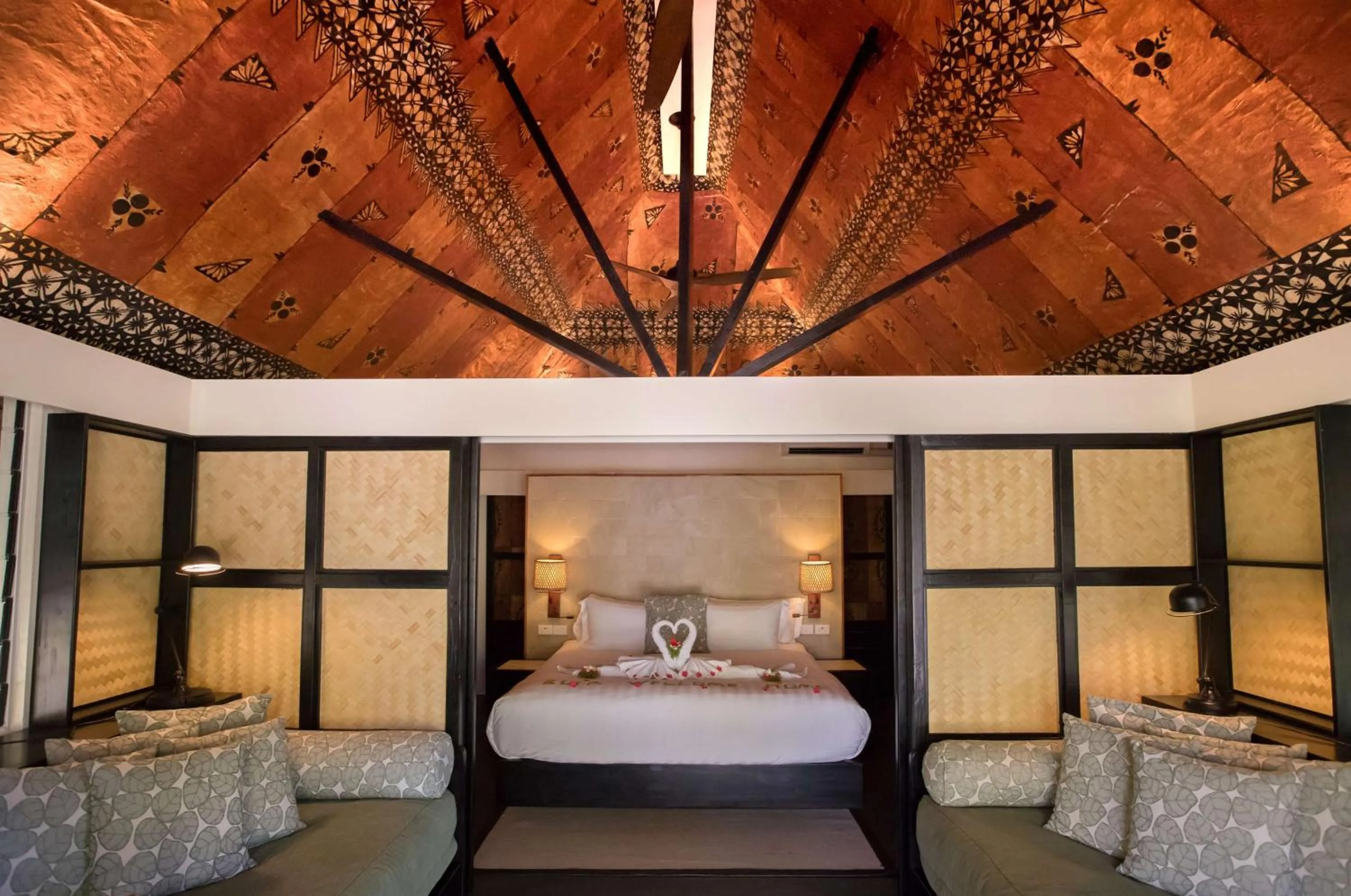 Bedroom, Bed in Castaway Island, Fiji
