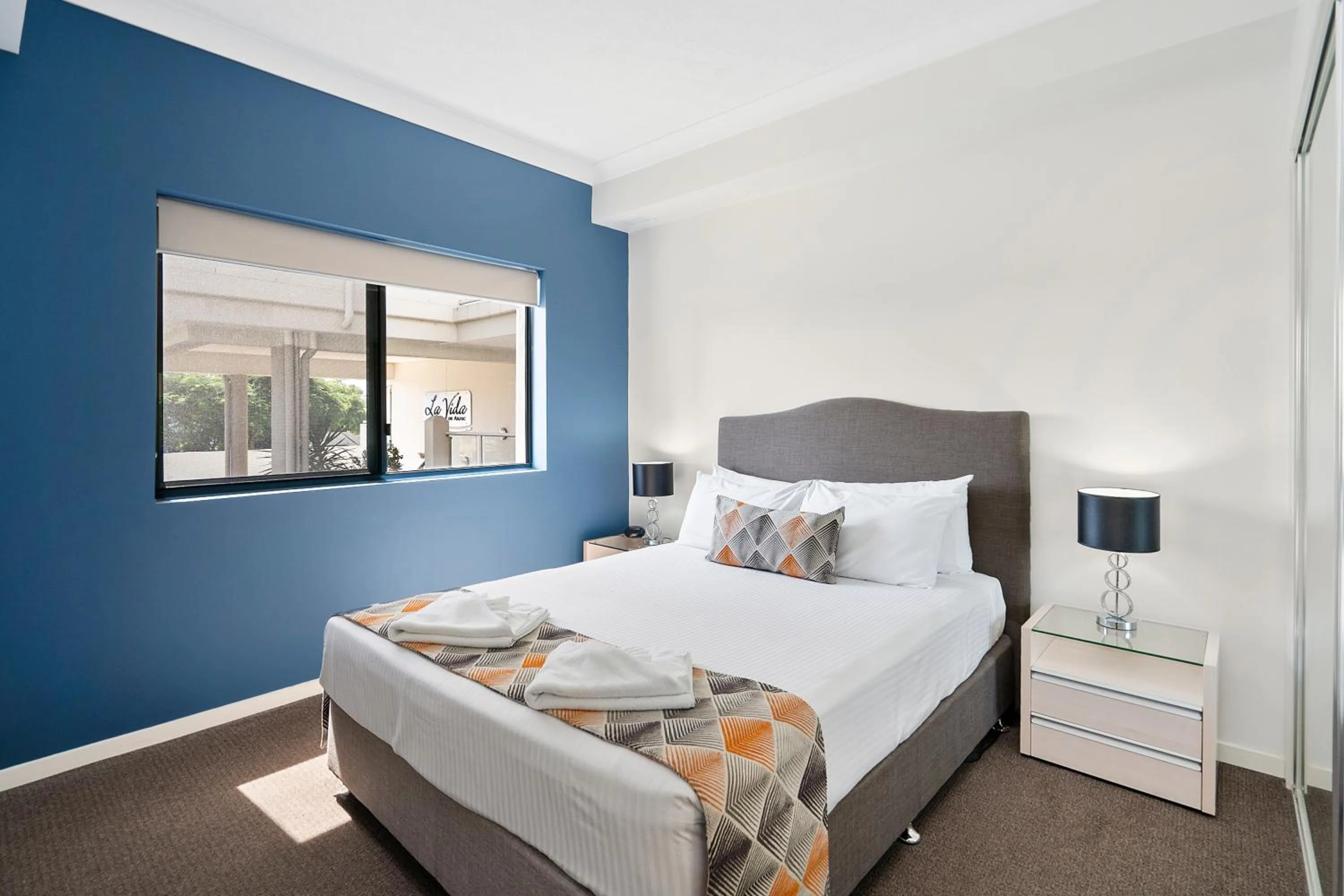 Bedroom, Bed in La Vida on Anzac