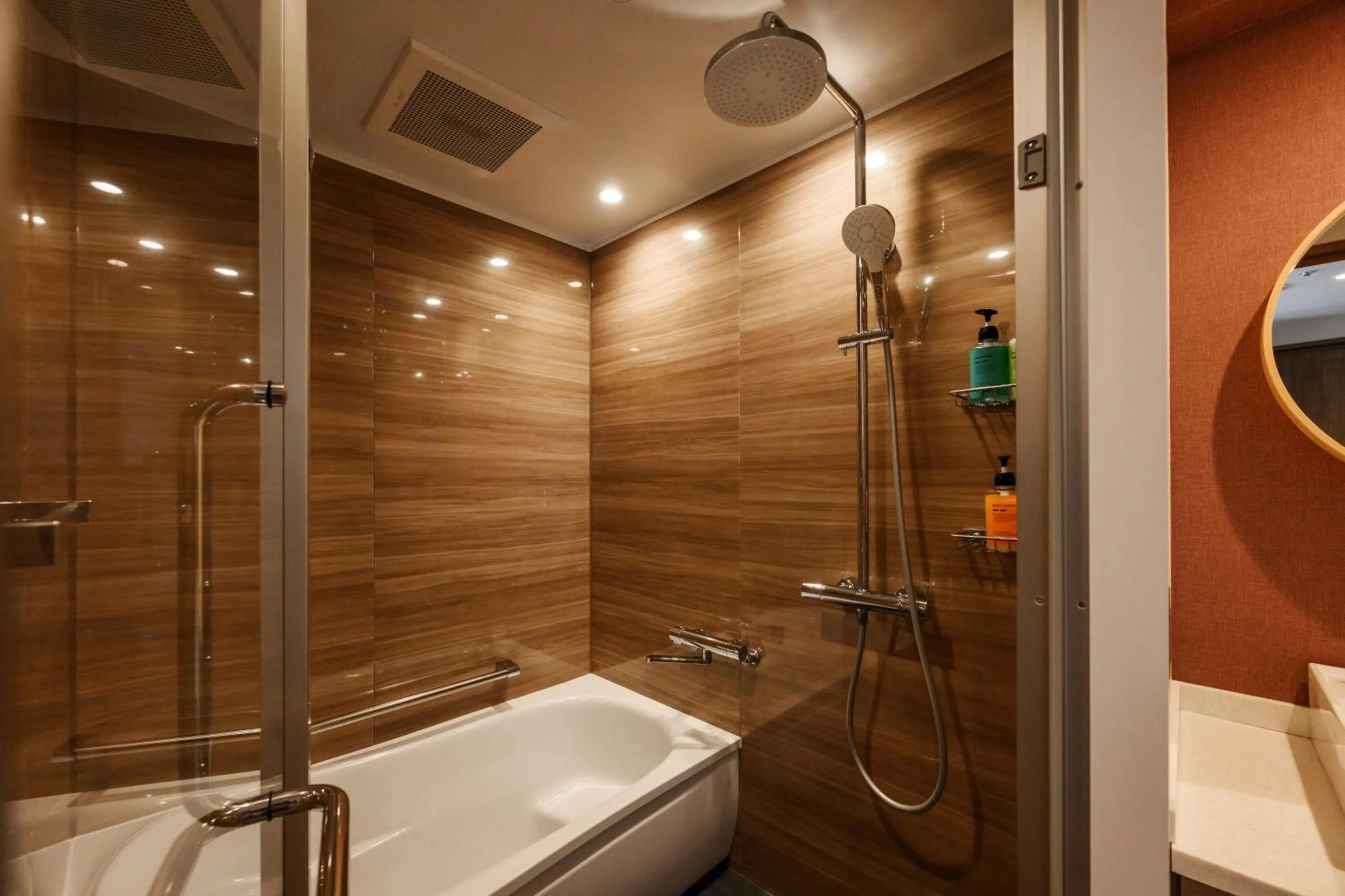 Bathroom in TWIN LINE HOTEL YANBARU OKINAWA JAPAN Formerly Okinawa Suncoast Hotel