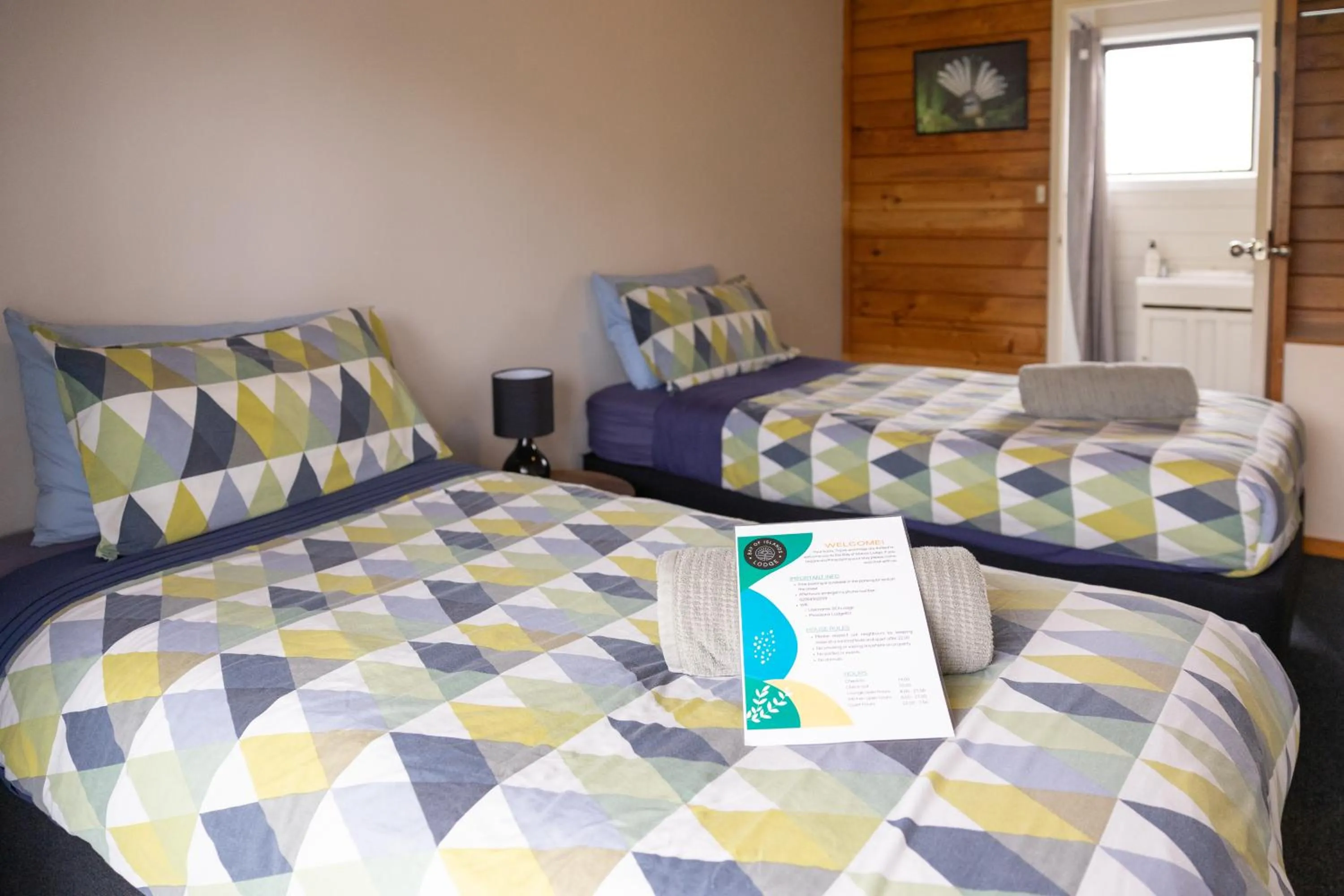 Bed in Bay of Islands Lodge