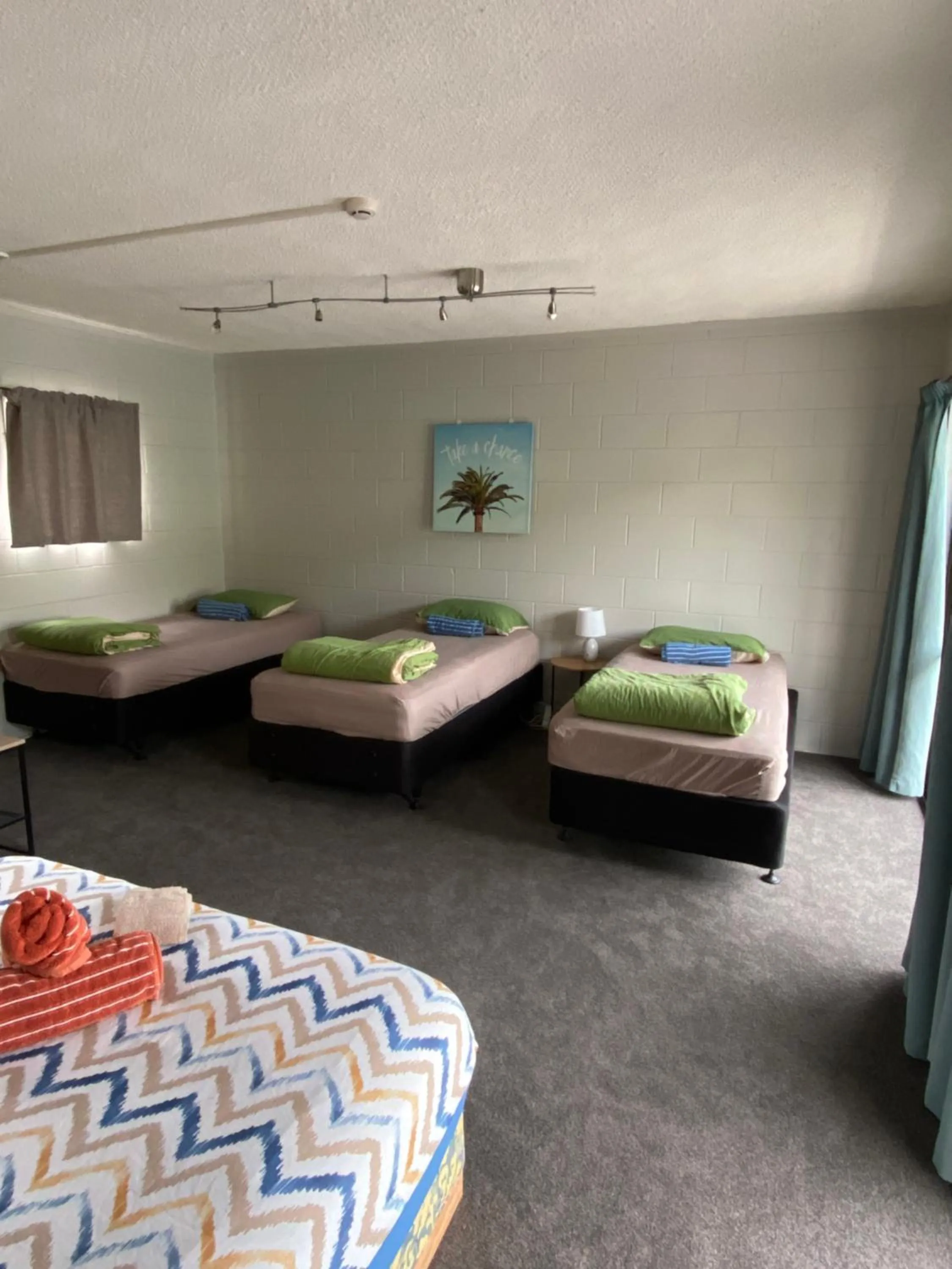 Bed in Bay of Islands Lodge