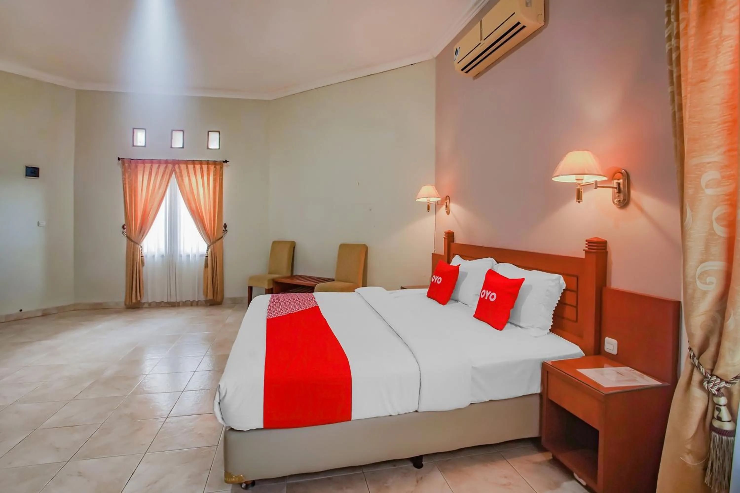 Bedroom, Bed in Collection O 89999 Hotel Bumi Kedaton Resort