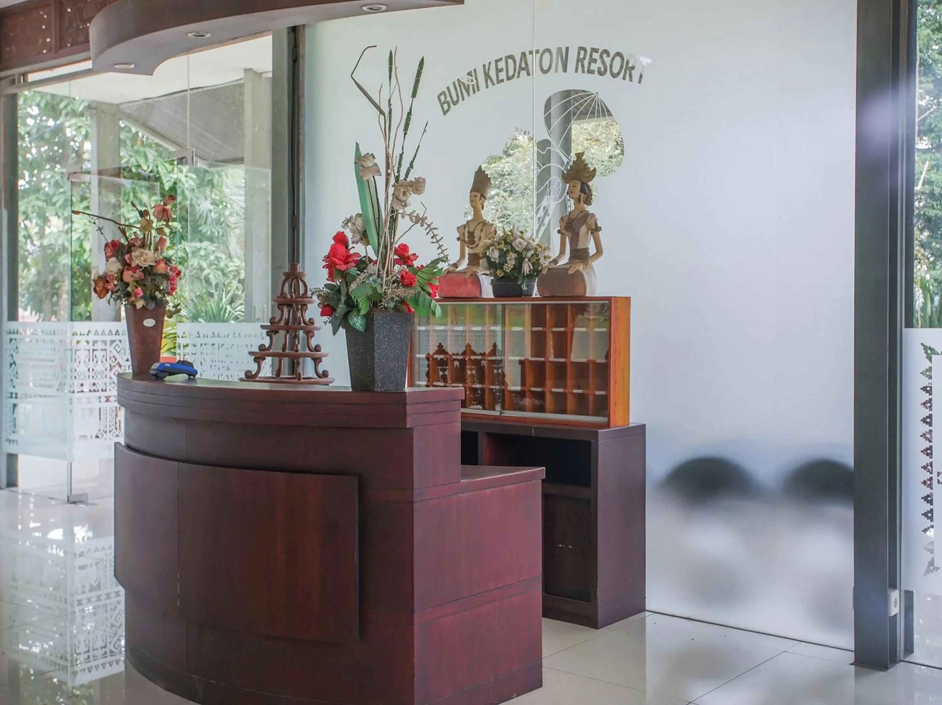 Lobby or reception in Collection O 89999 Hotel Bumi Kedaton Resort