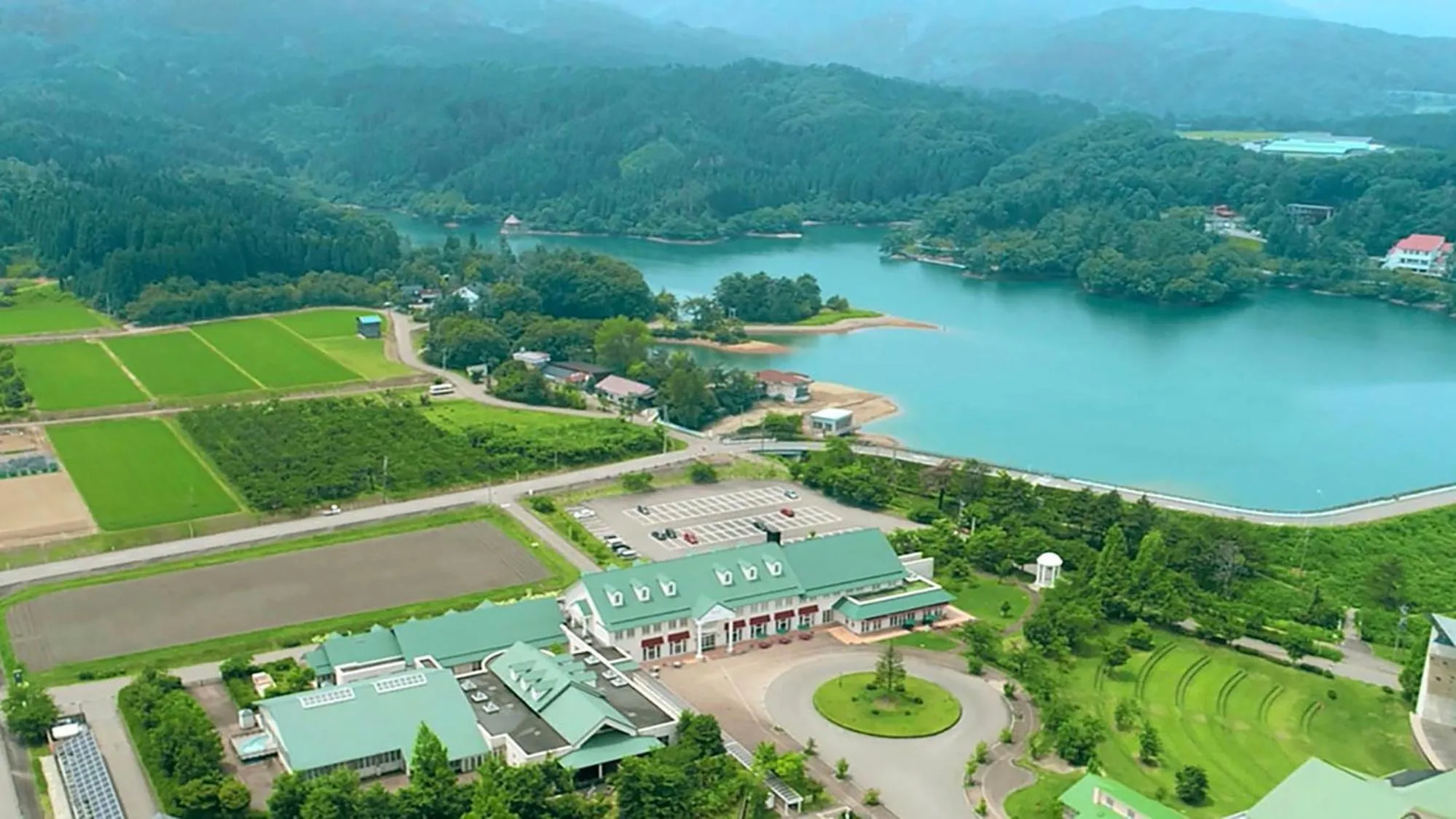 Property building in Satoyama Auberge & Hot Spring Wellness Spa Sakuragaike Kurgarden