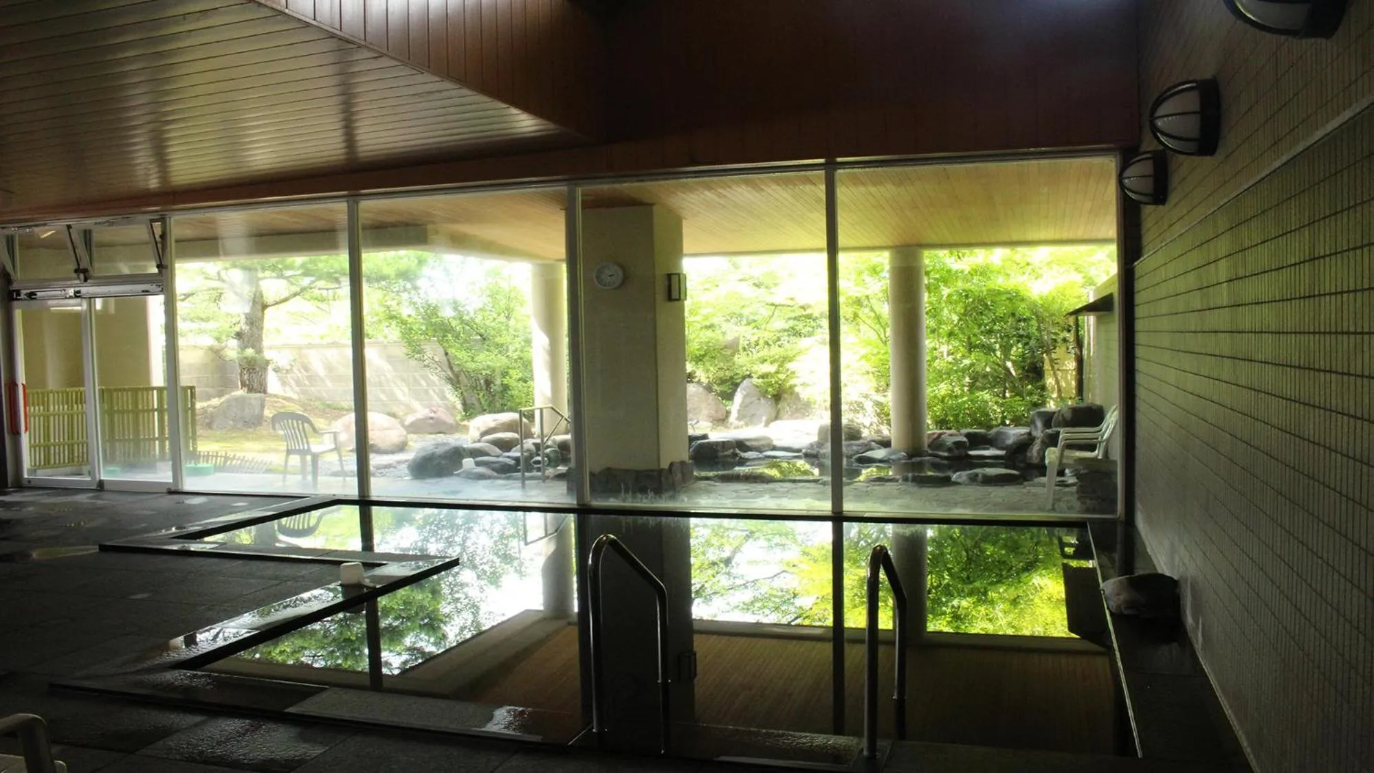 Hot Spring Bath in Satoyama Auberge & Hot Spring Wellness Spa Sakuragaike Kurgarden