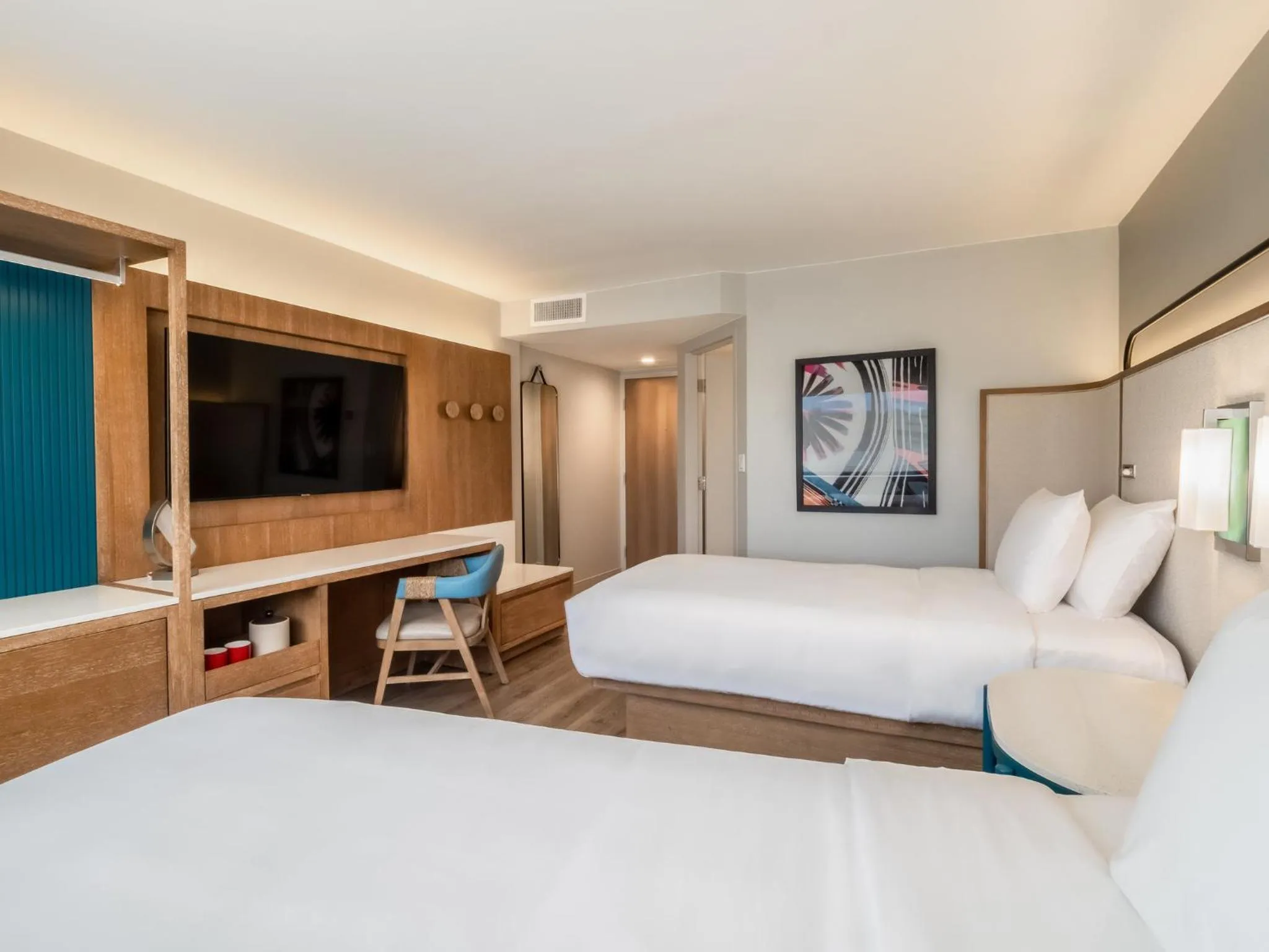 Photo of the whole room, Bed in Crowne Plaza Resort Guam