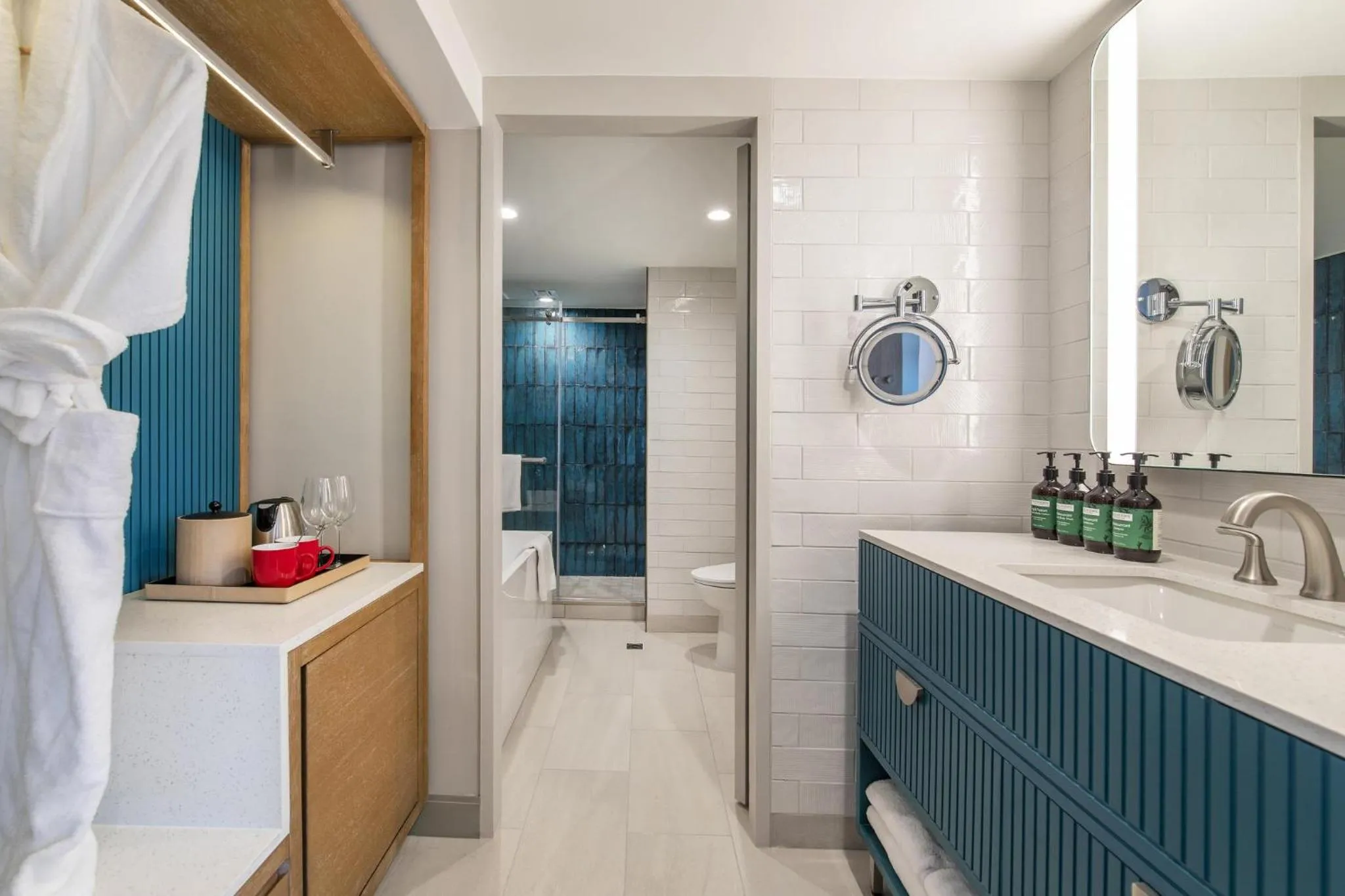 Bedroom in Crowne Plaza Resort Guam