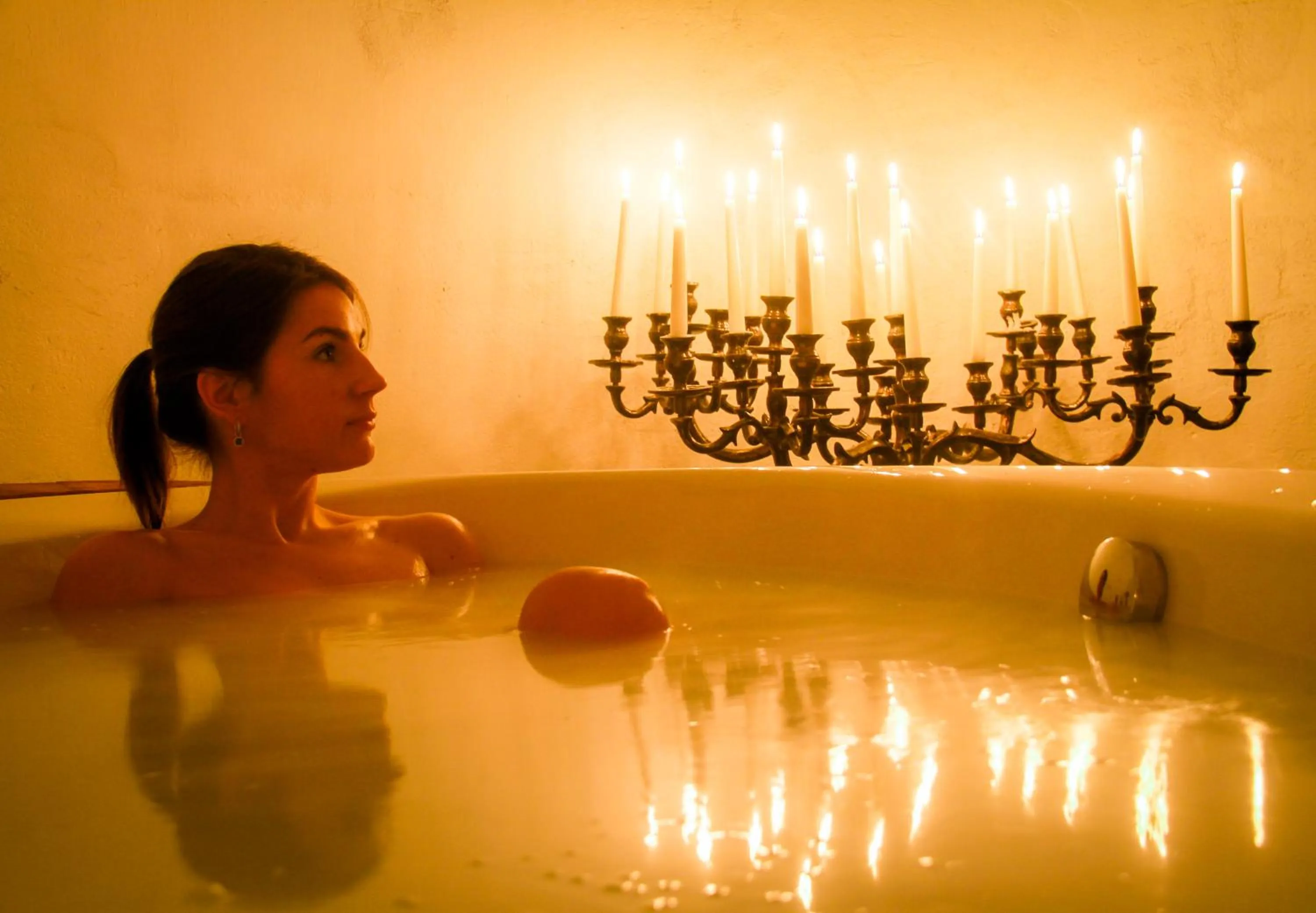 People in Castle Spa Wagenküll