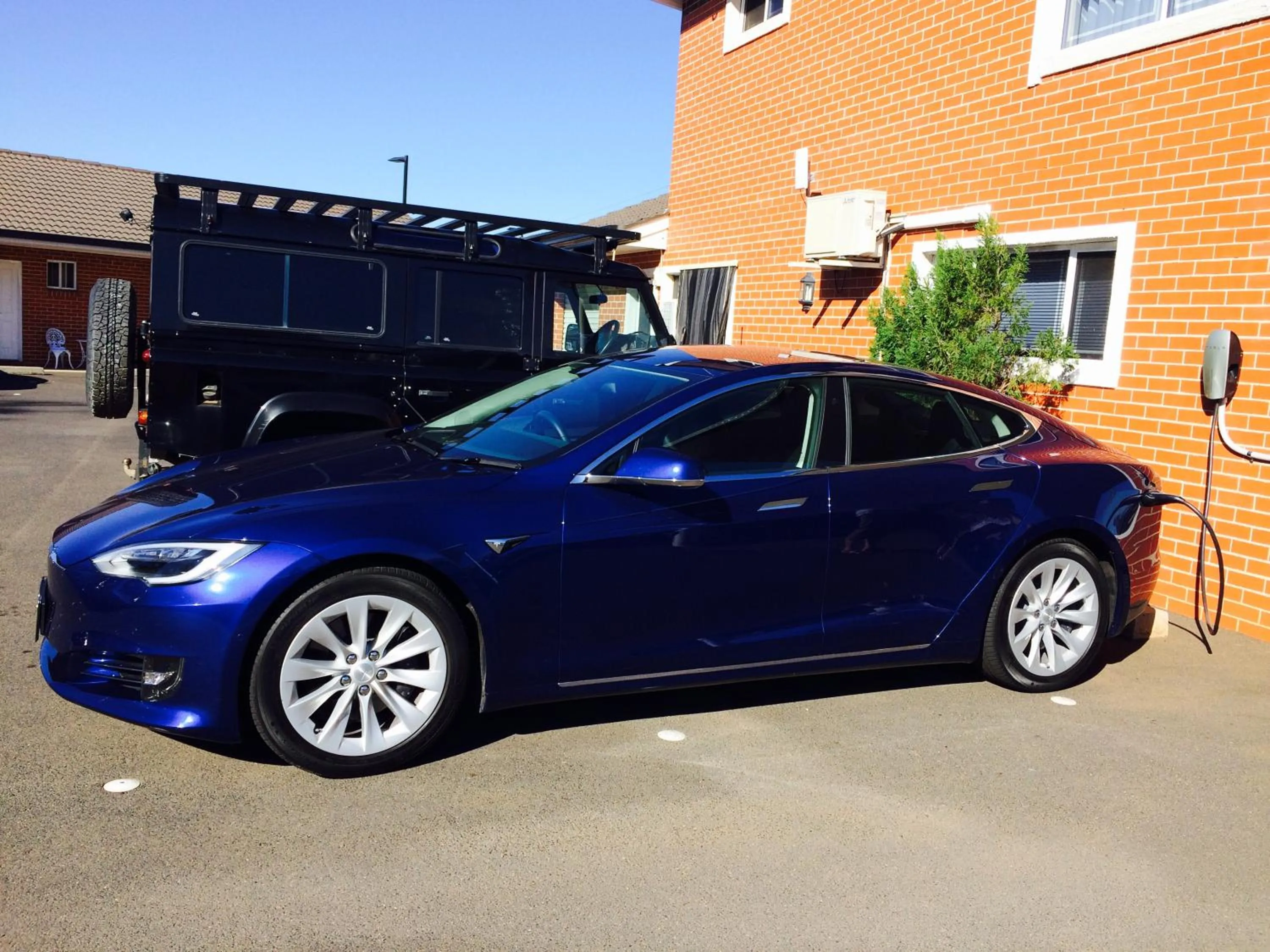 Area and facilities in Akuna Motor Inn and Apartments