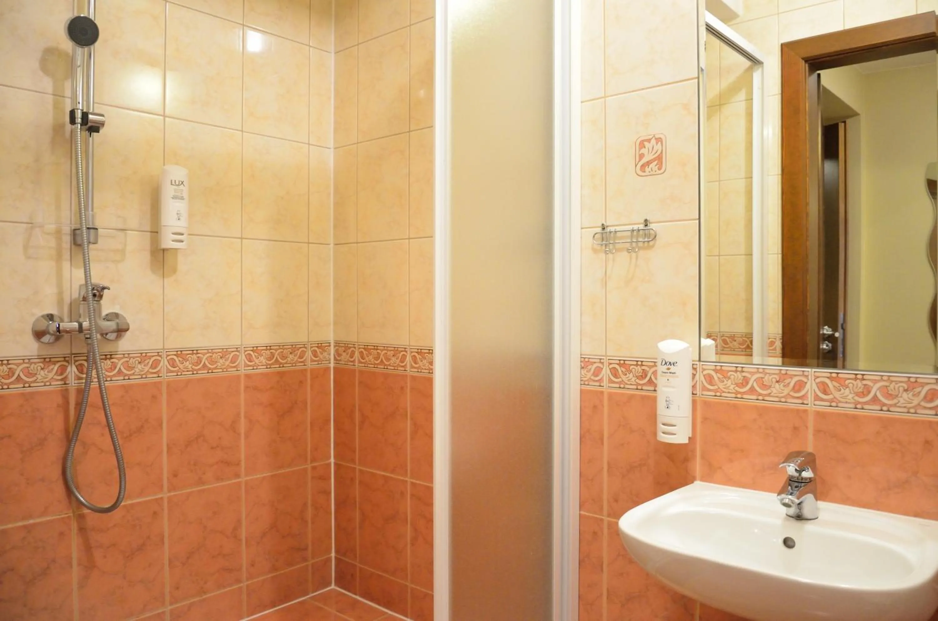 Shower in WenderEDU Business Center