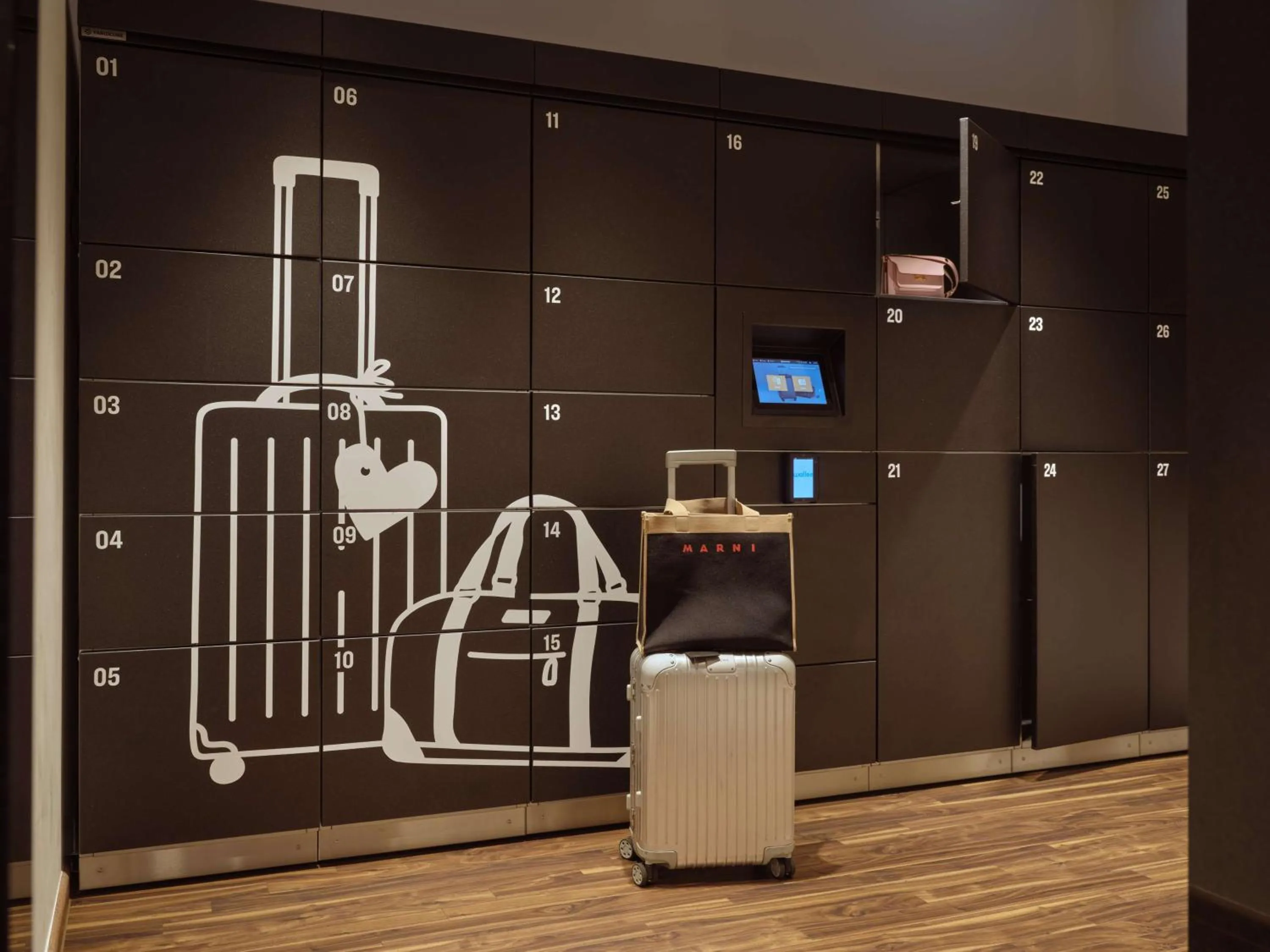 Lobby or reception in Flemings Hotel Frankfurt Main-Riverside