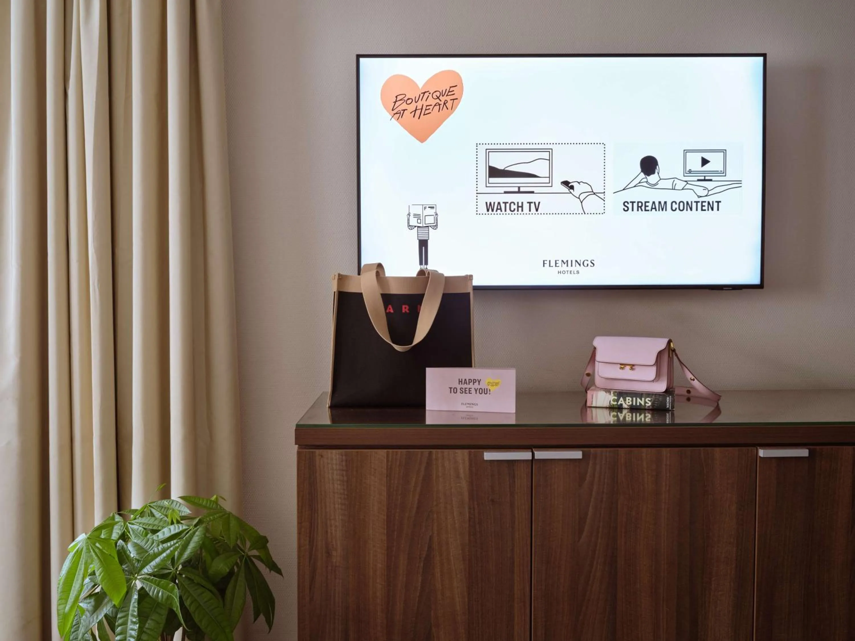 TV and multimedia in Flemings Hotel Frankfurt Main-Riverside