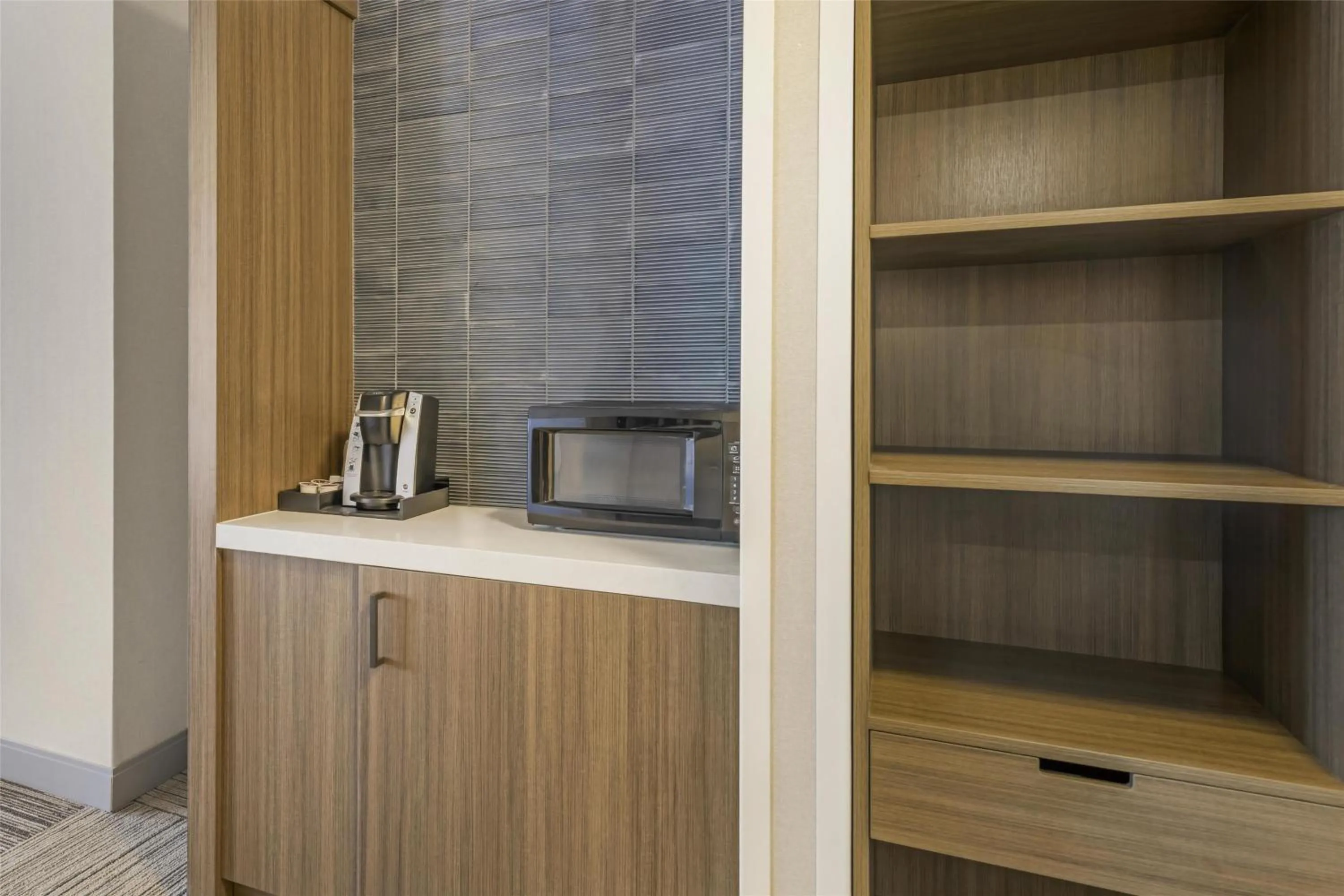 Bedroom in Hilton Garden Inn Albany-SUNY Area