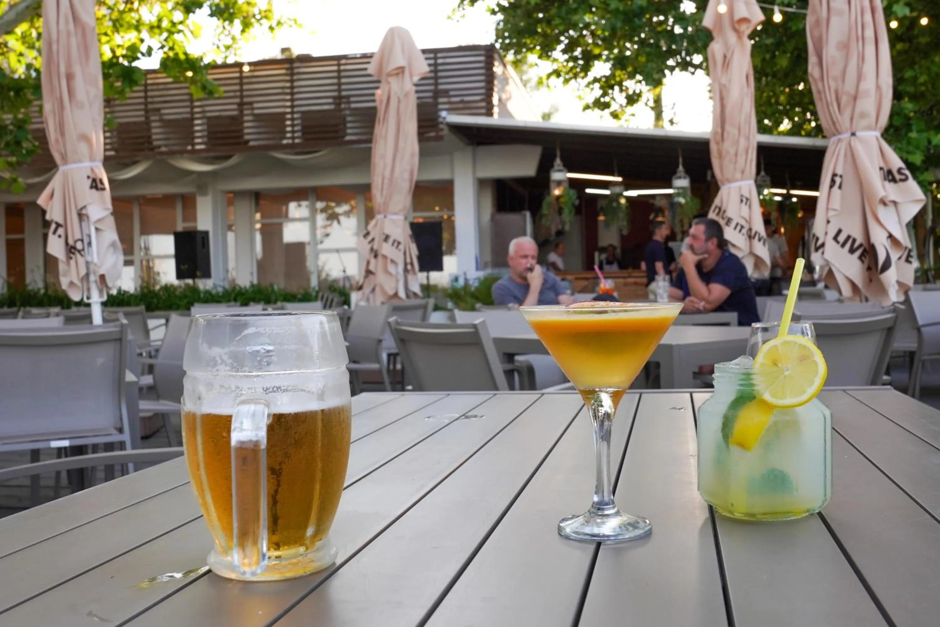 Restaurant/places to eat in Hotel Opal