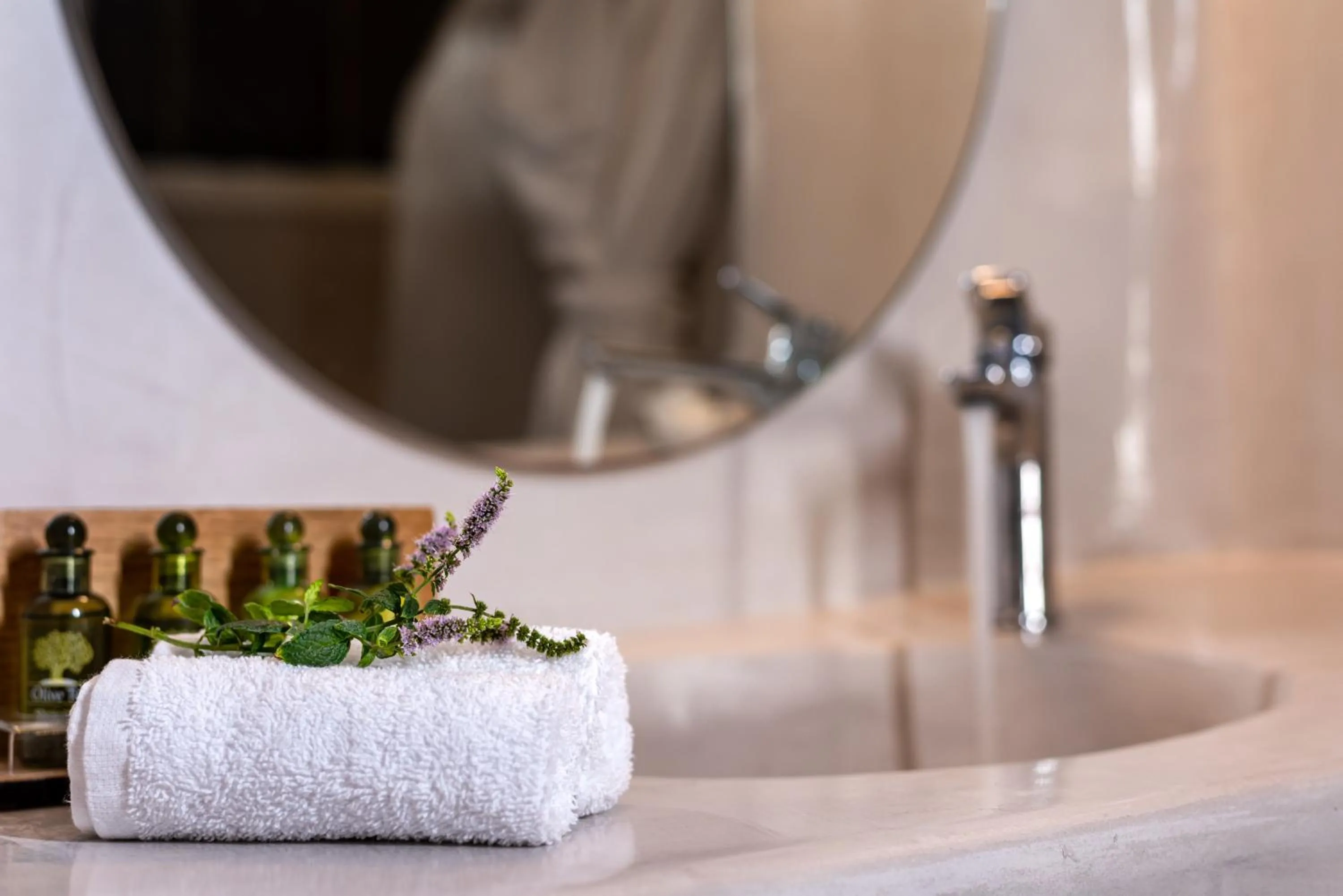 Bathroom in Splendour Hotel and Suites