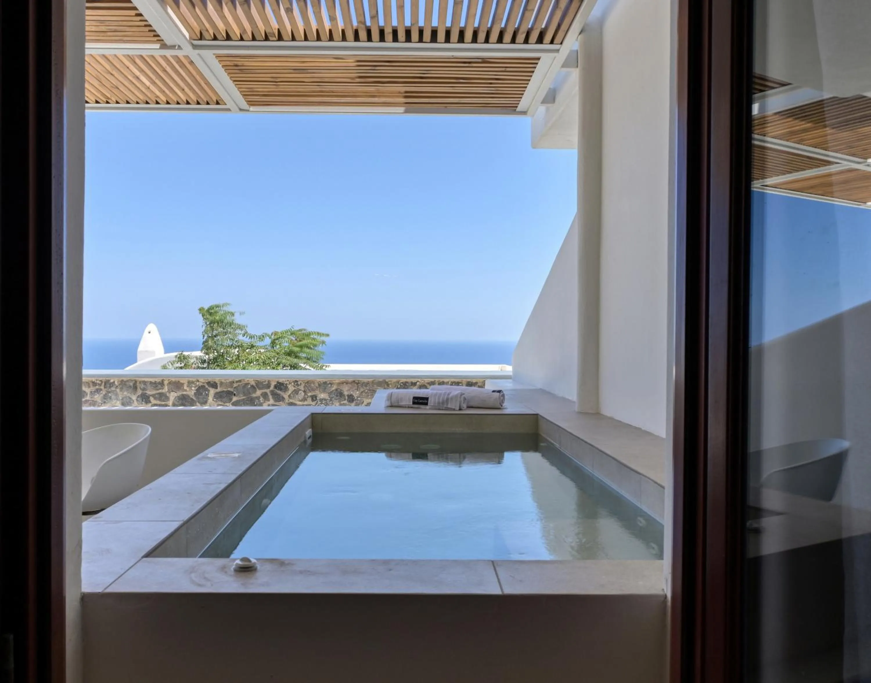 Splendour Hotel and Suites