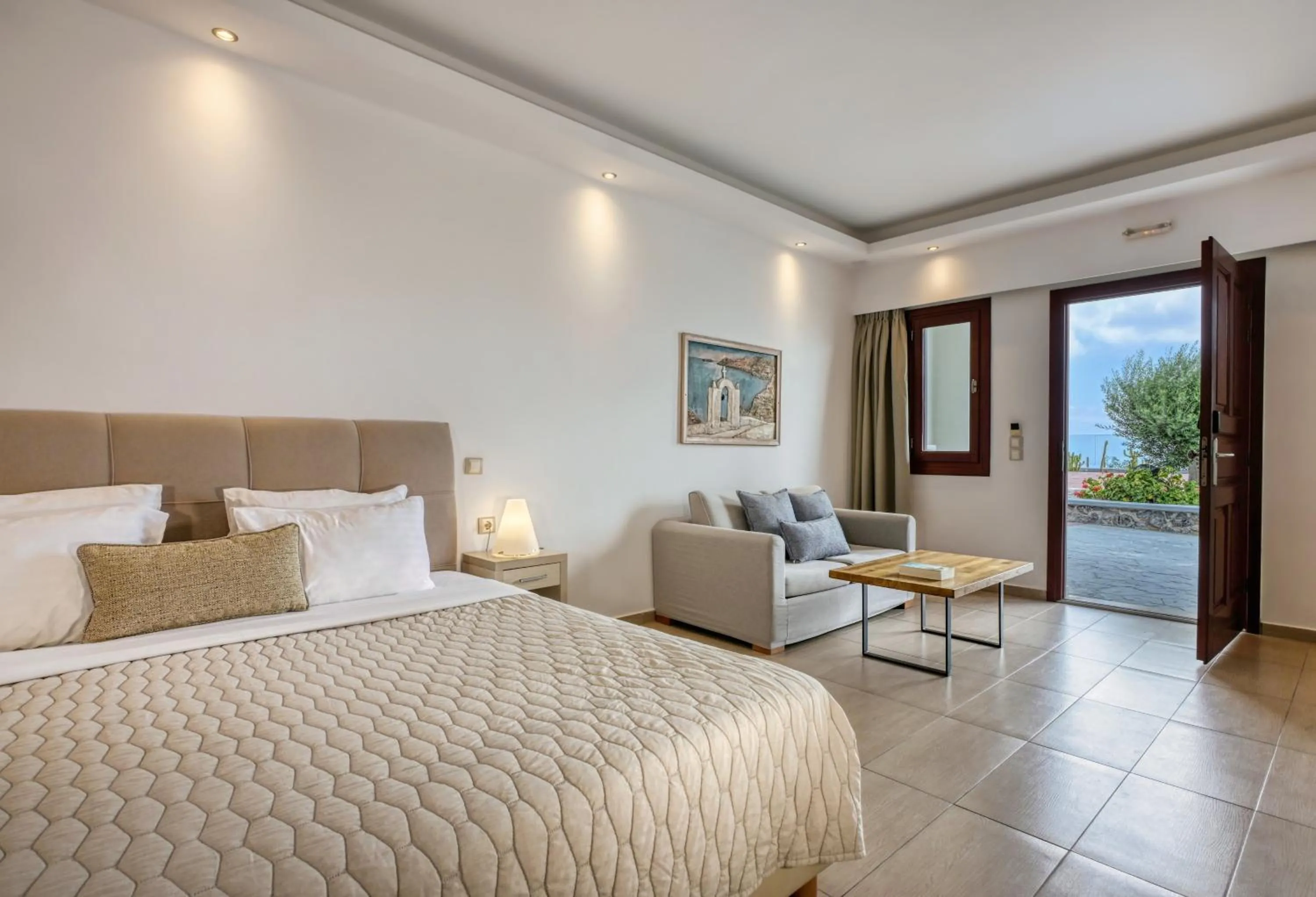 Bed in Splendour Hotel and Suites