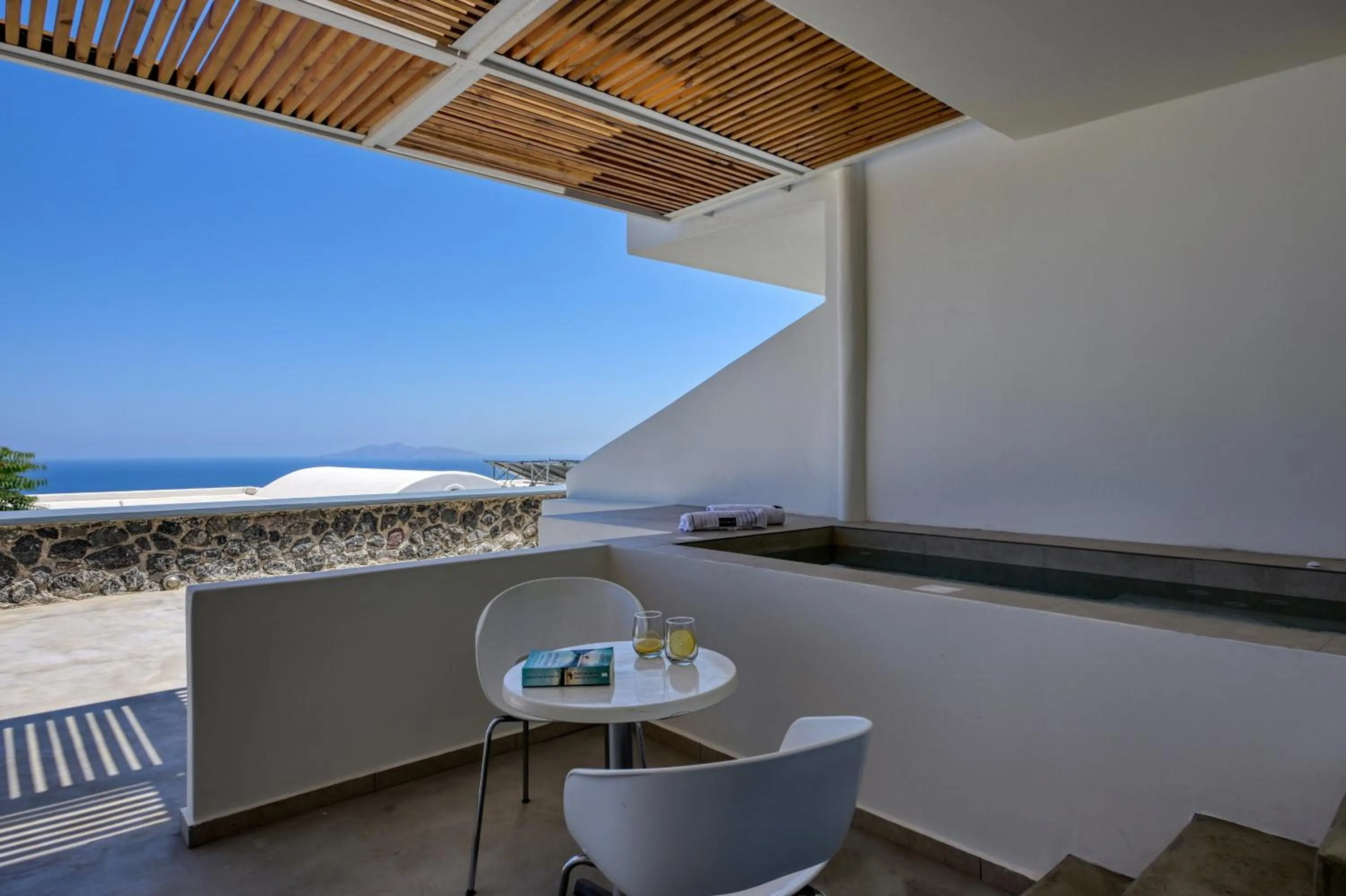 Splendour Hotel and Suites