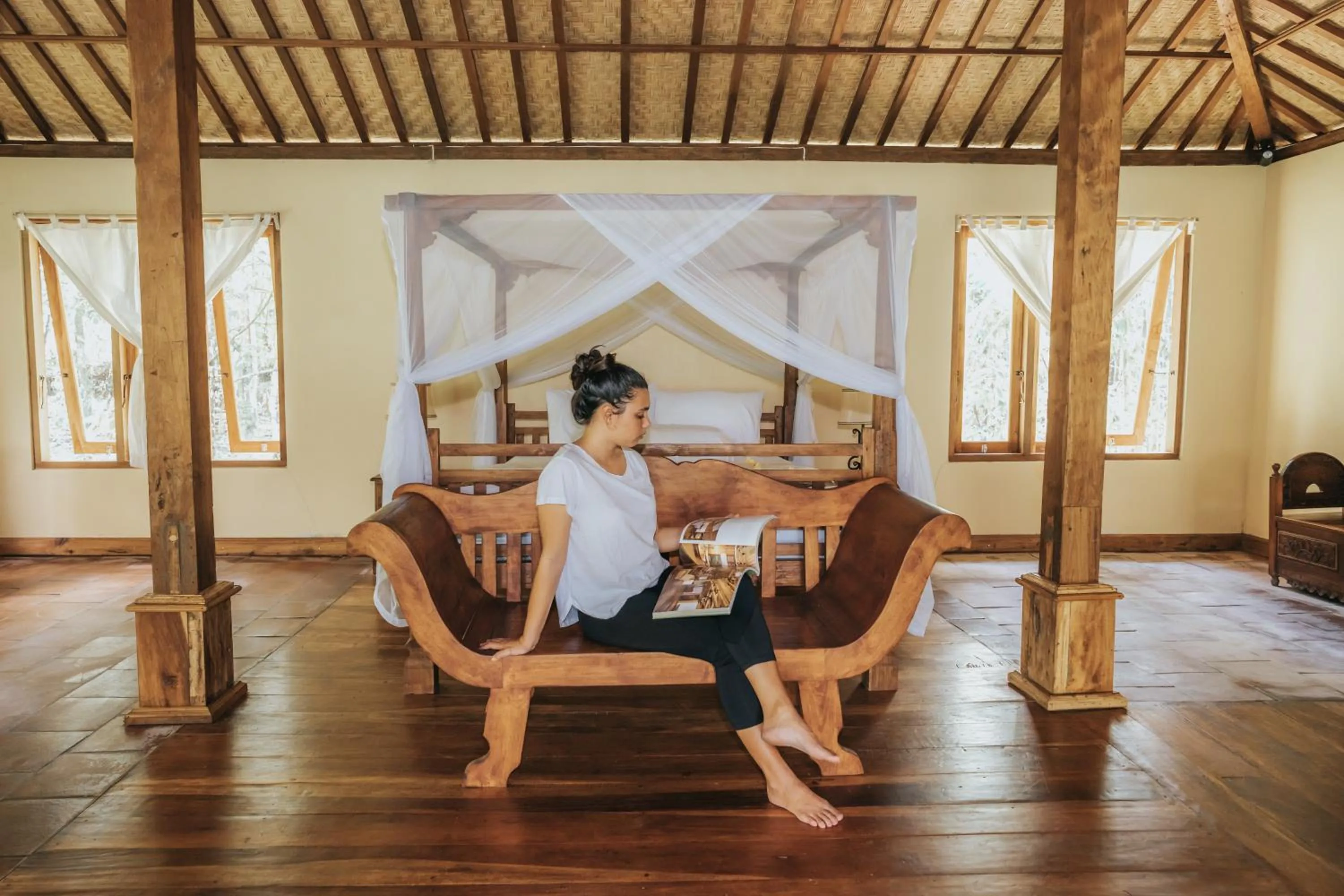 Bed in Saridevi Ecolodge