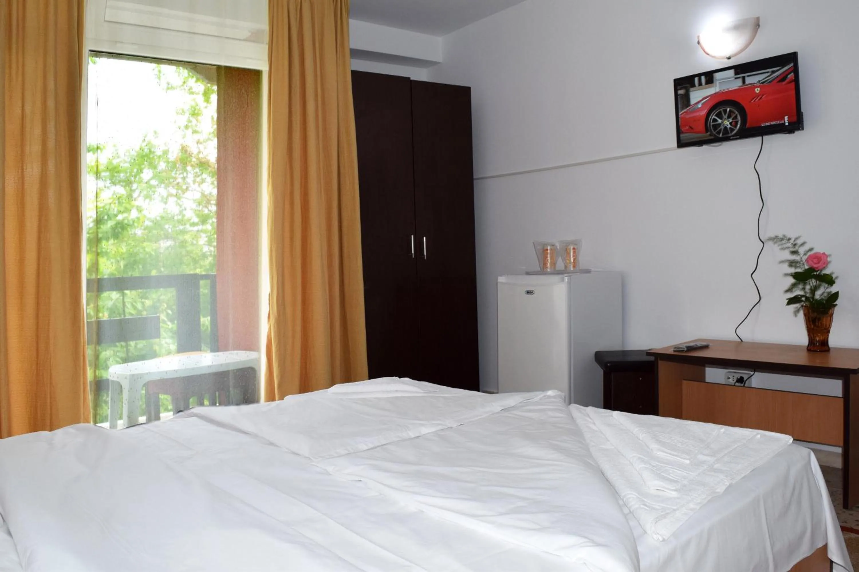 Photo of the whole room, Bed in Hotel Sanda