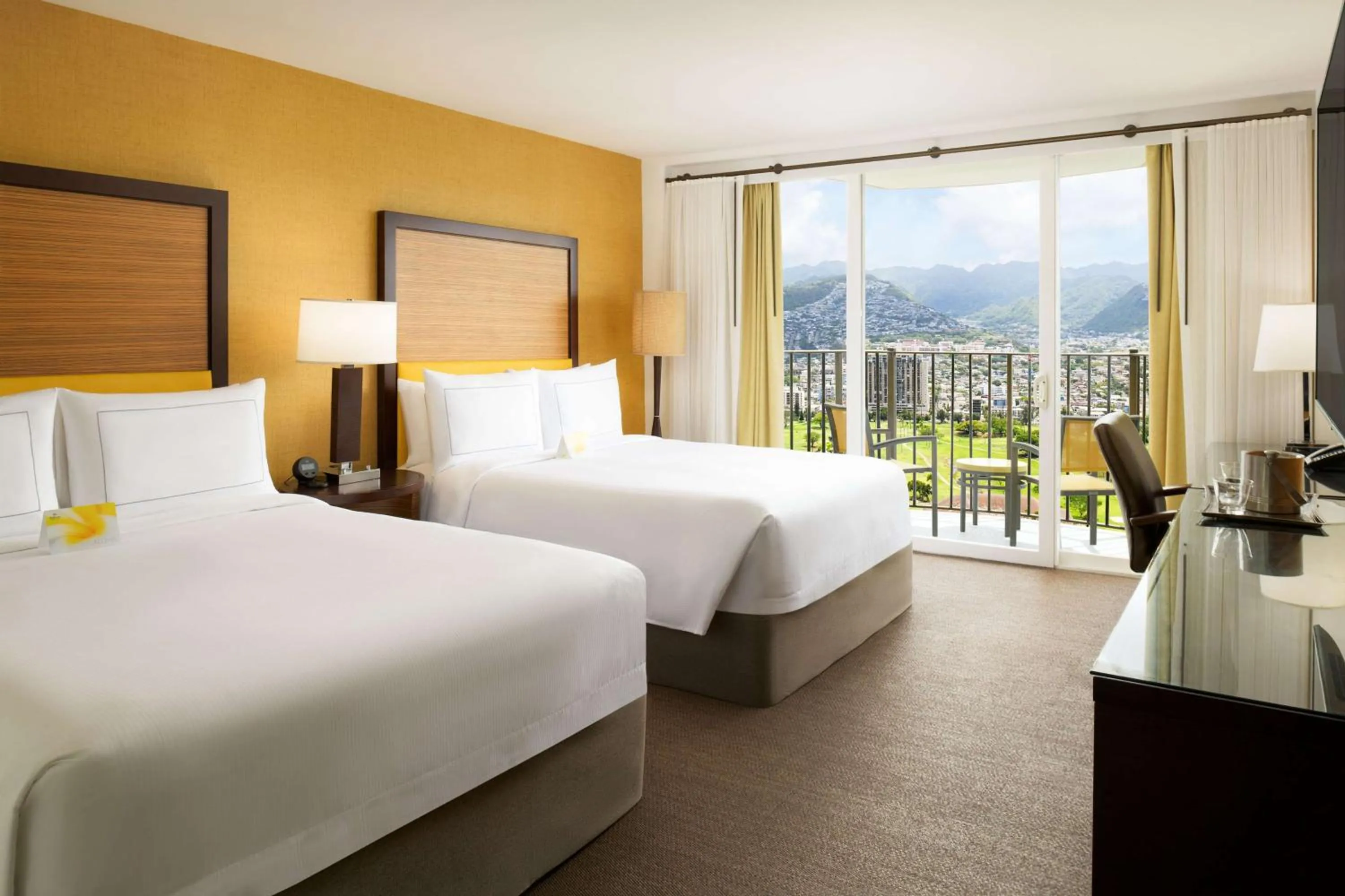 View (from property/room), Bed in Hilton Waikiki Beach Resort & Spa