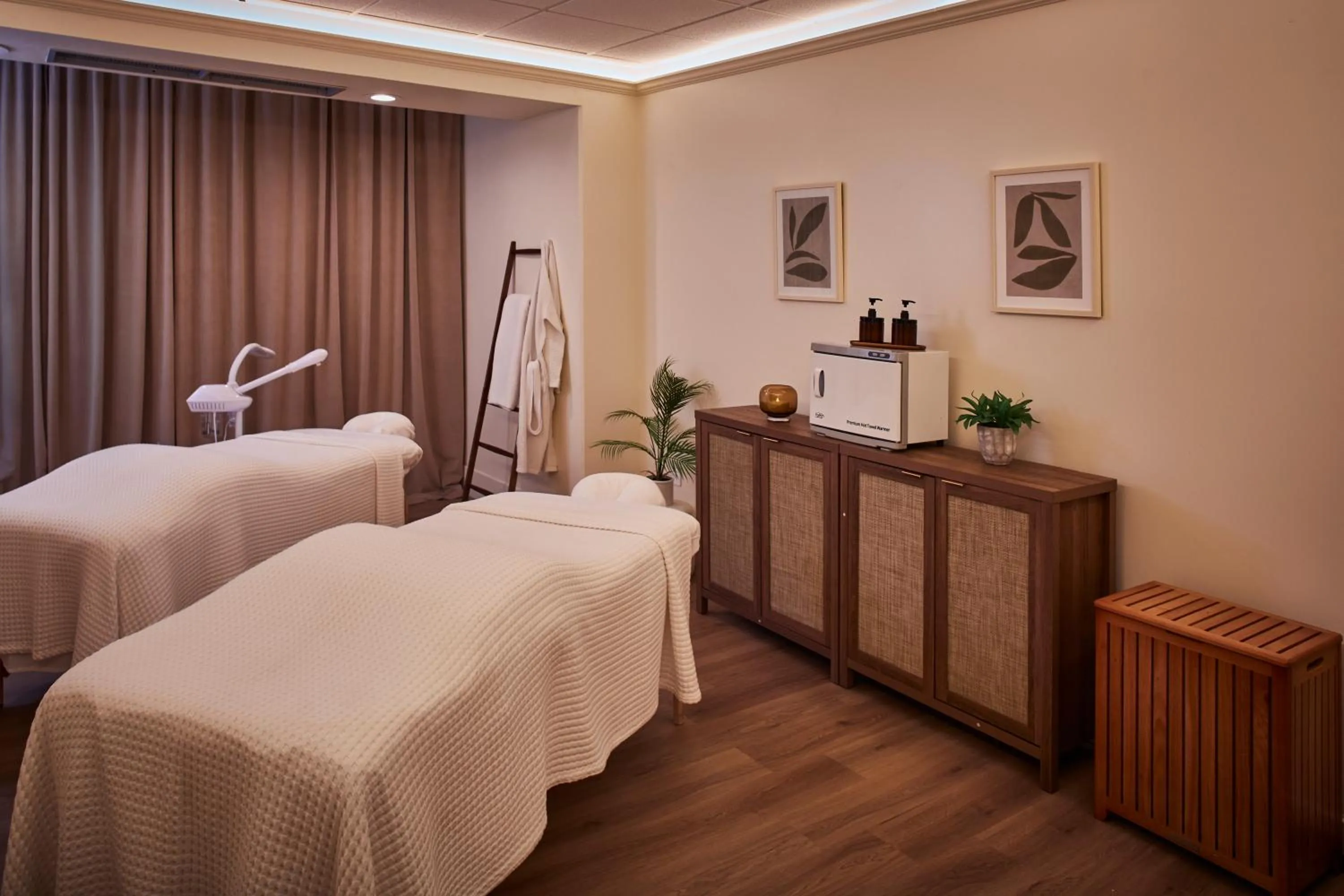 Spa and wellness centre/facilities, Bed in Hilton Waikiki Beach Resort & Spa