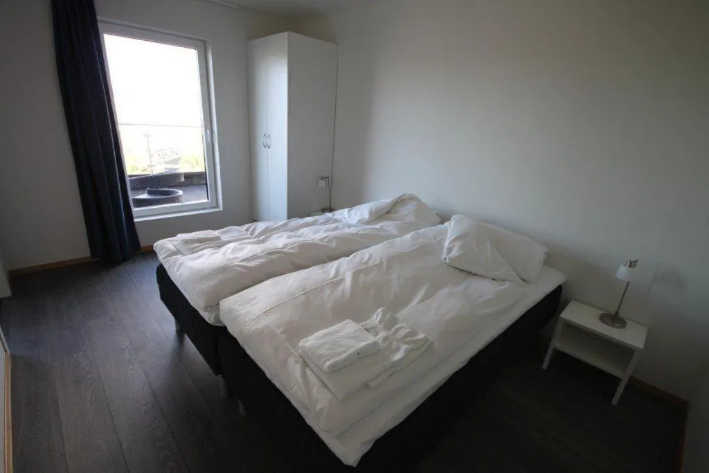 Bed in Flotmyrgården Apartment Hotel