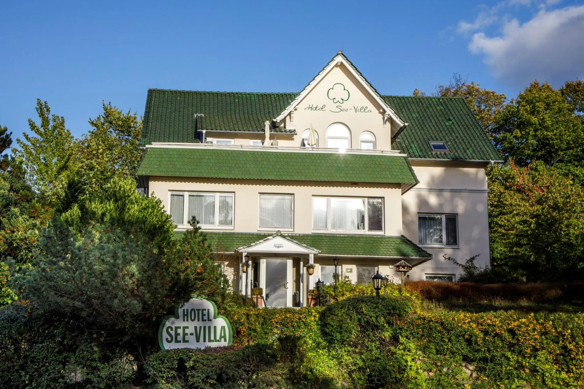 Property building in Hotel See-Villa
