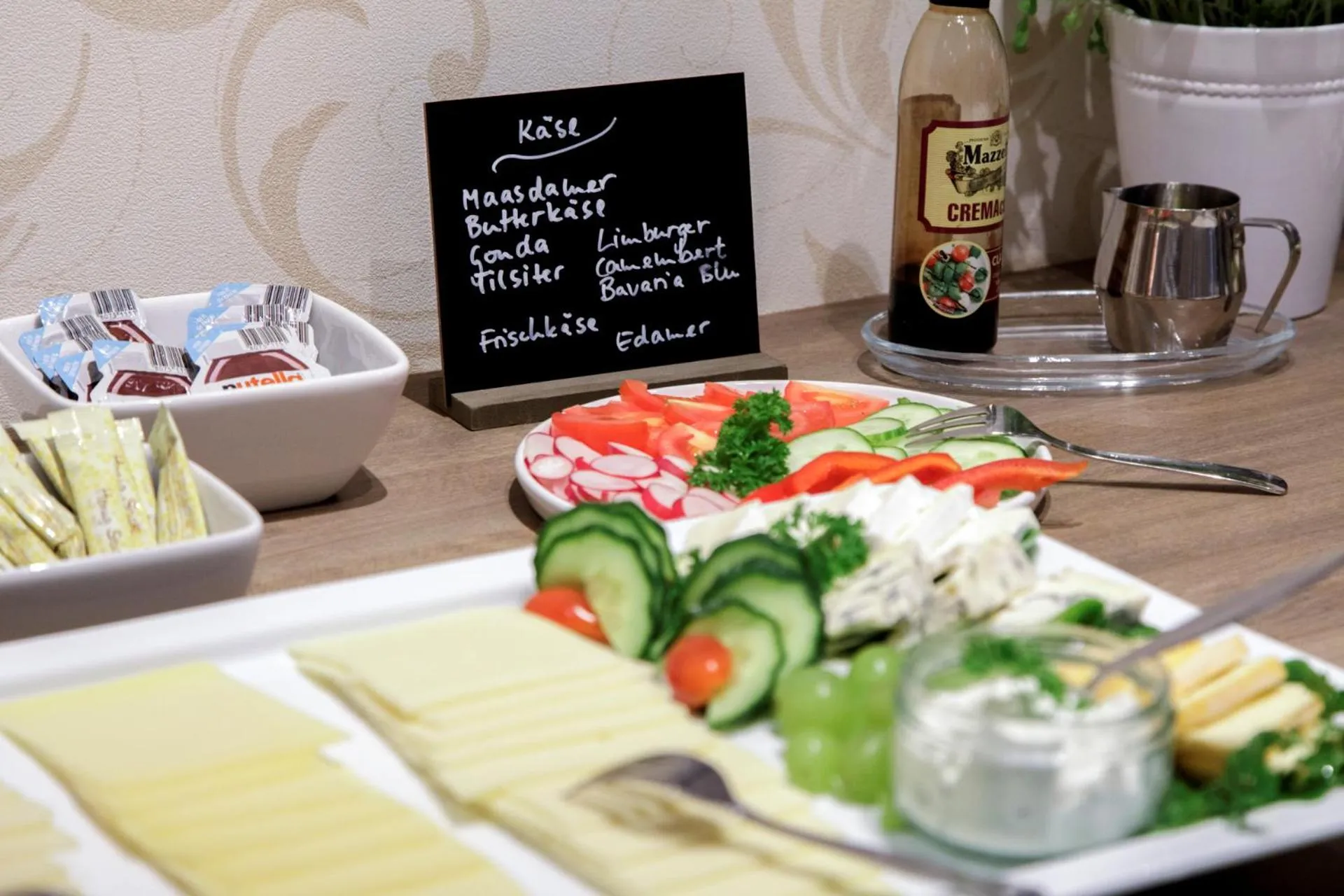 Breakfast in Hotel See-Villa