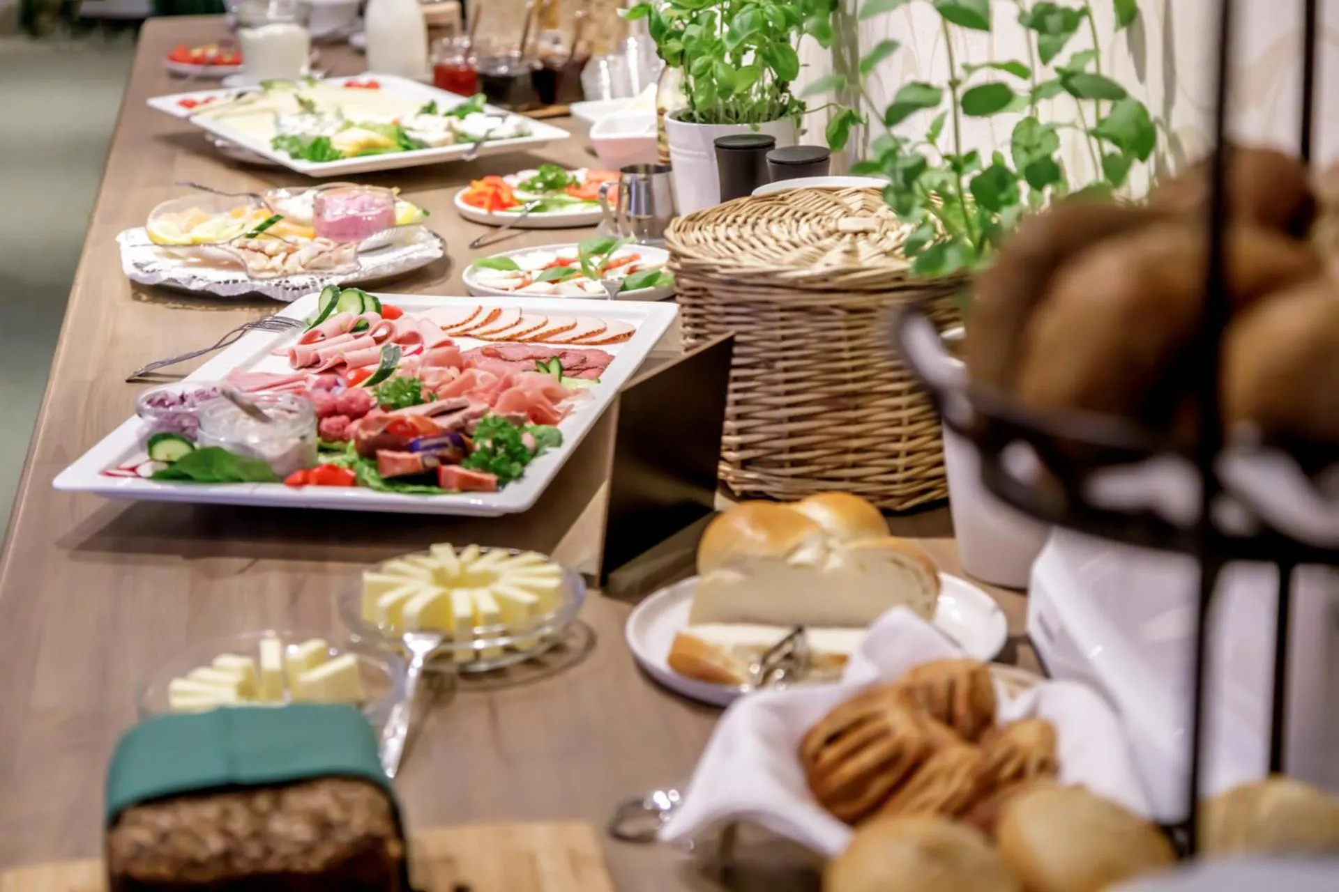 Breakfast in Hotel See-Villa