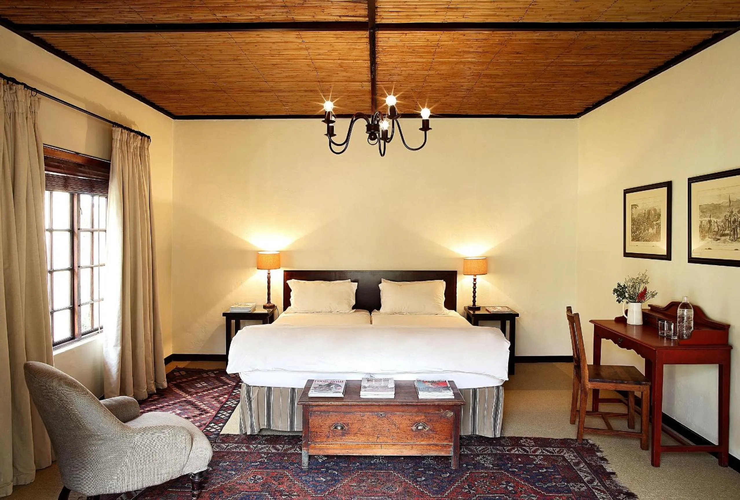 Day, Bed in Elephant House