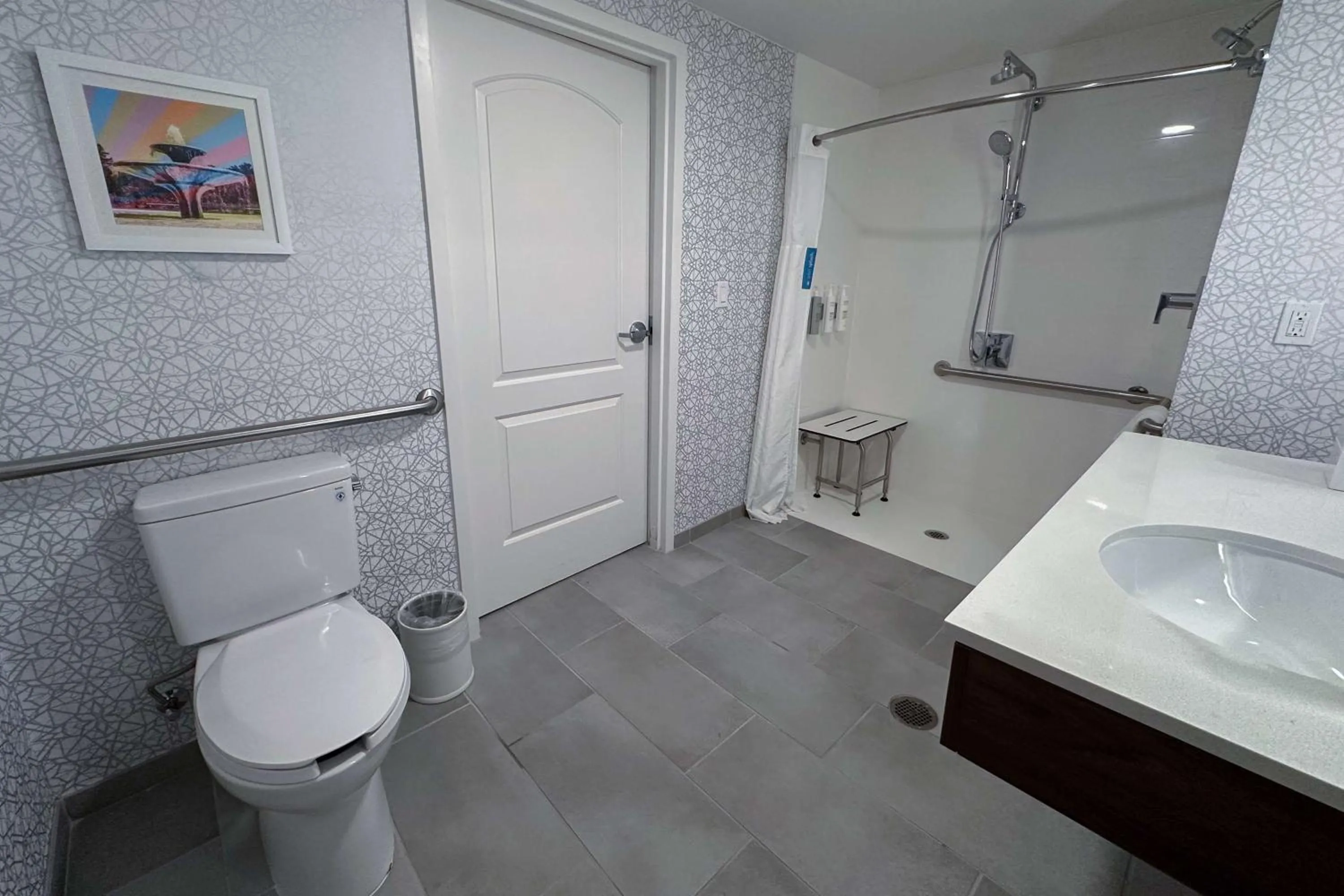 Bathroom in Hampton Inn Fremont