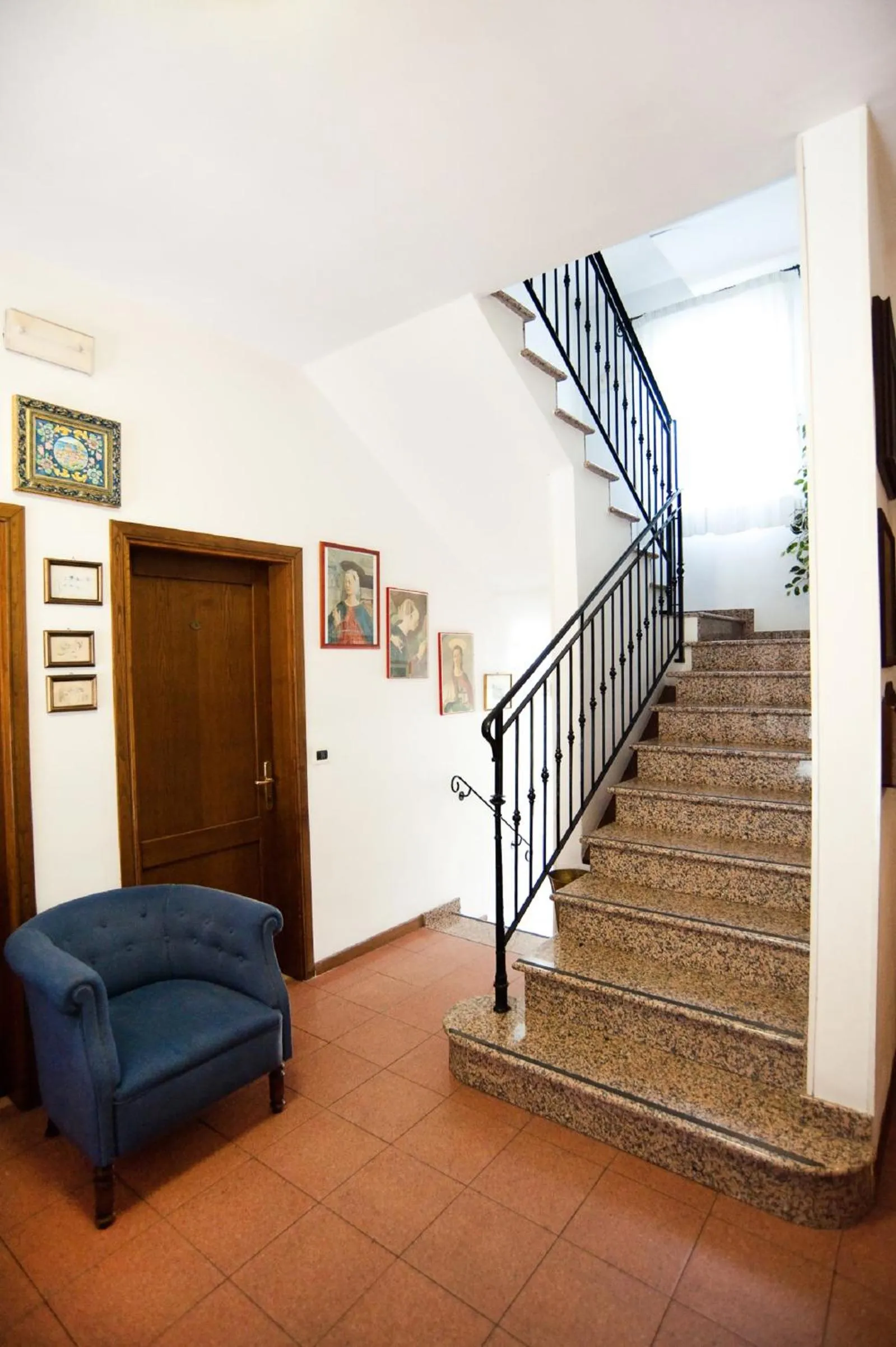 Lobby or reception in Hotel La Toscana