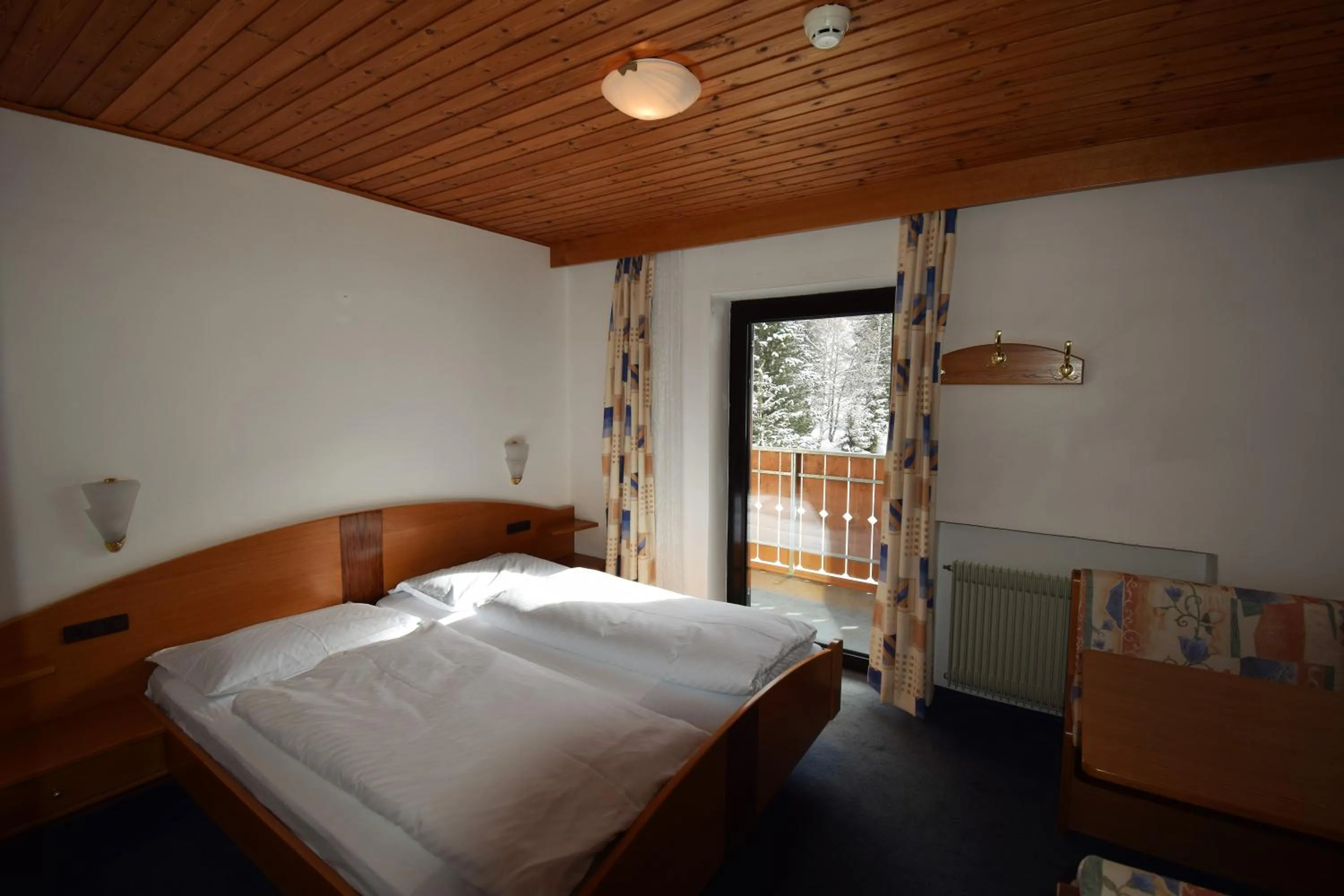 Hotel Montana