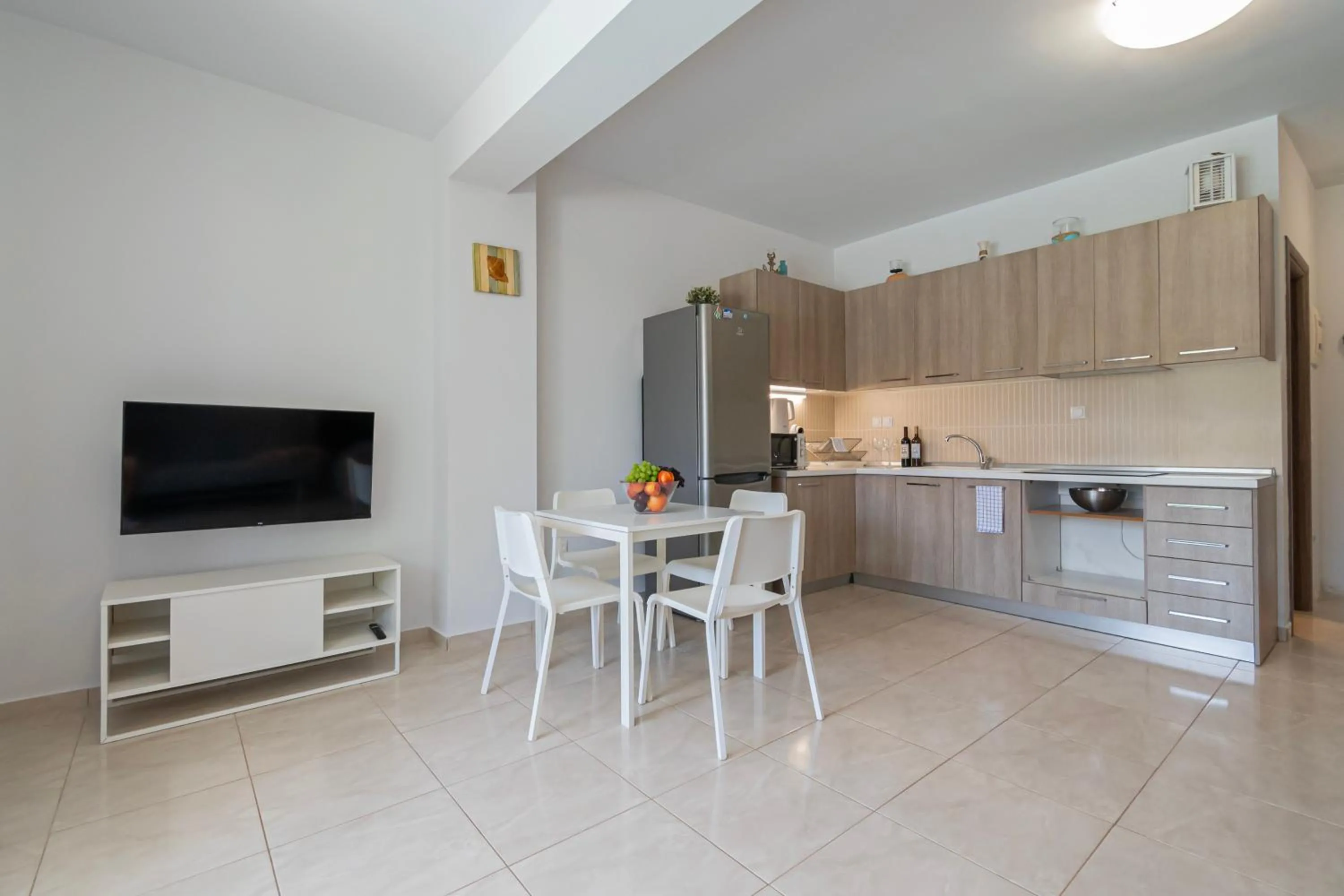 TV and multimedia in EllinFos Apartments