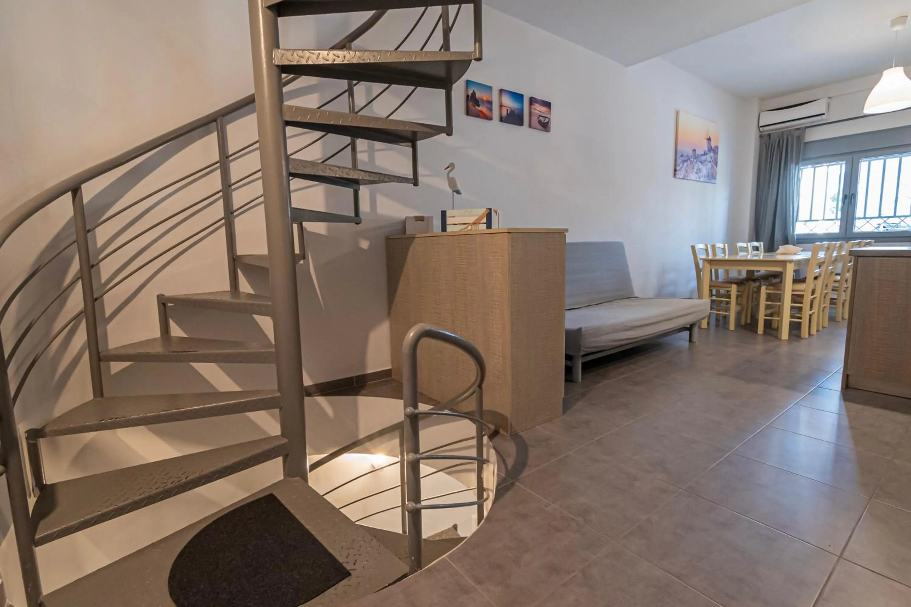 Text overlay in EllinFos Apartments