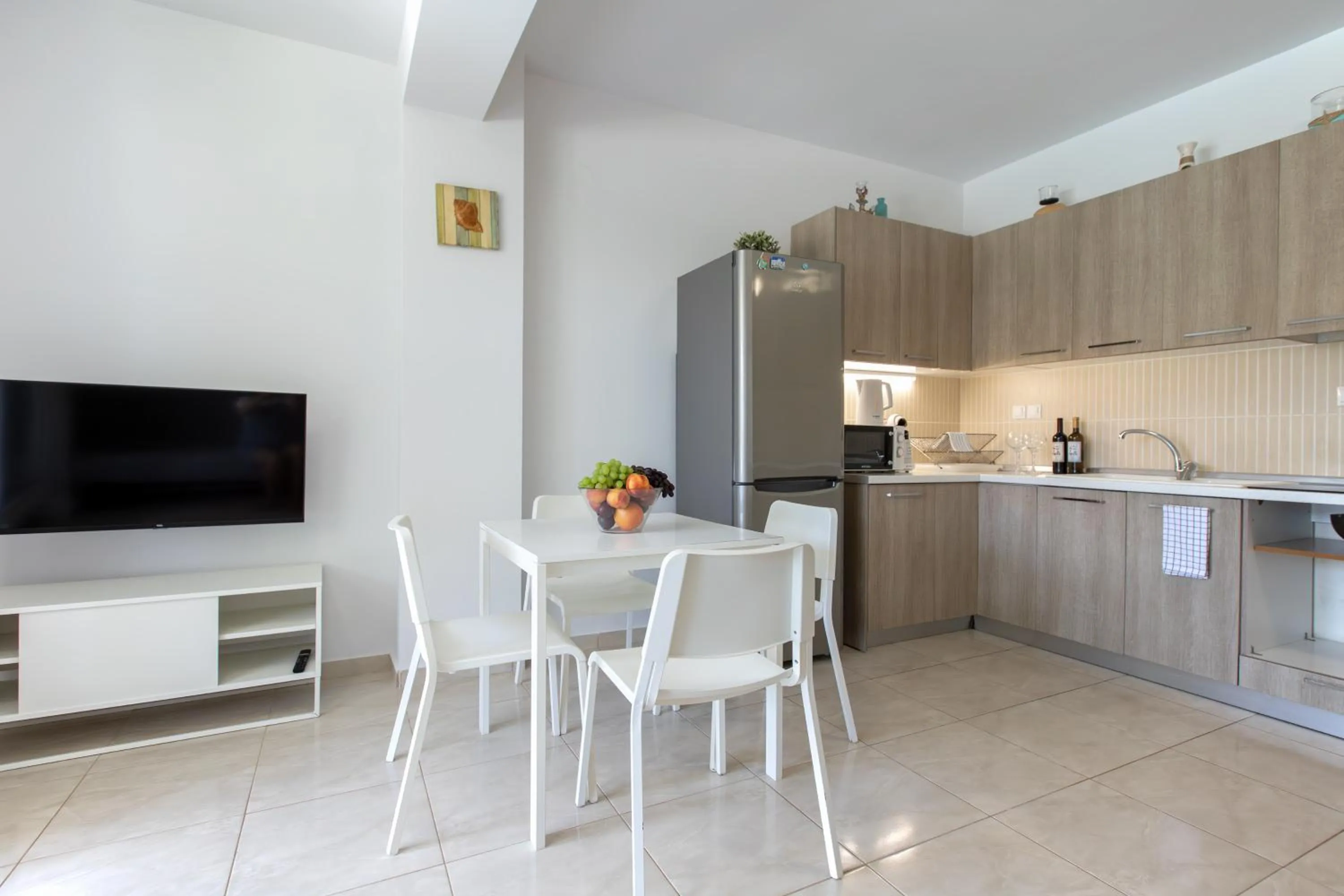 Photo of the whole room in EllinFos Apartments