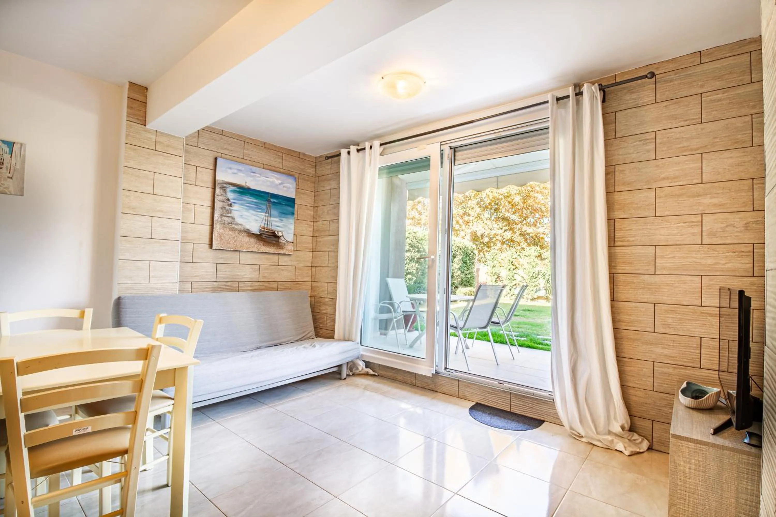 Patio in EllinFos Apartments