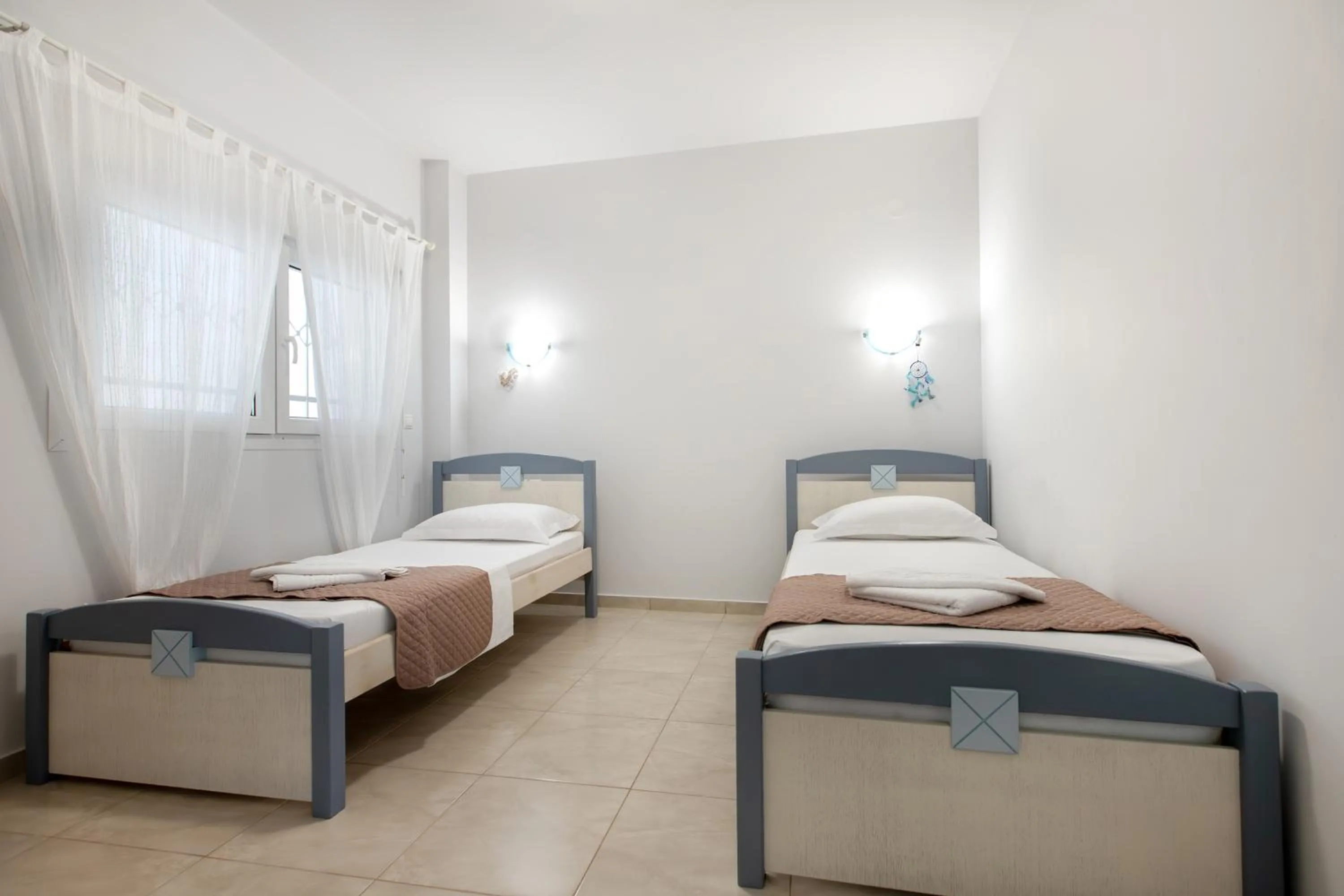 Bedroom, Bed in EllinFos Apartments