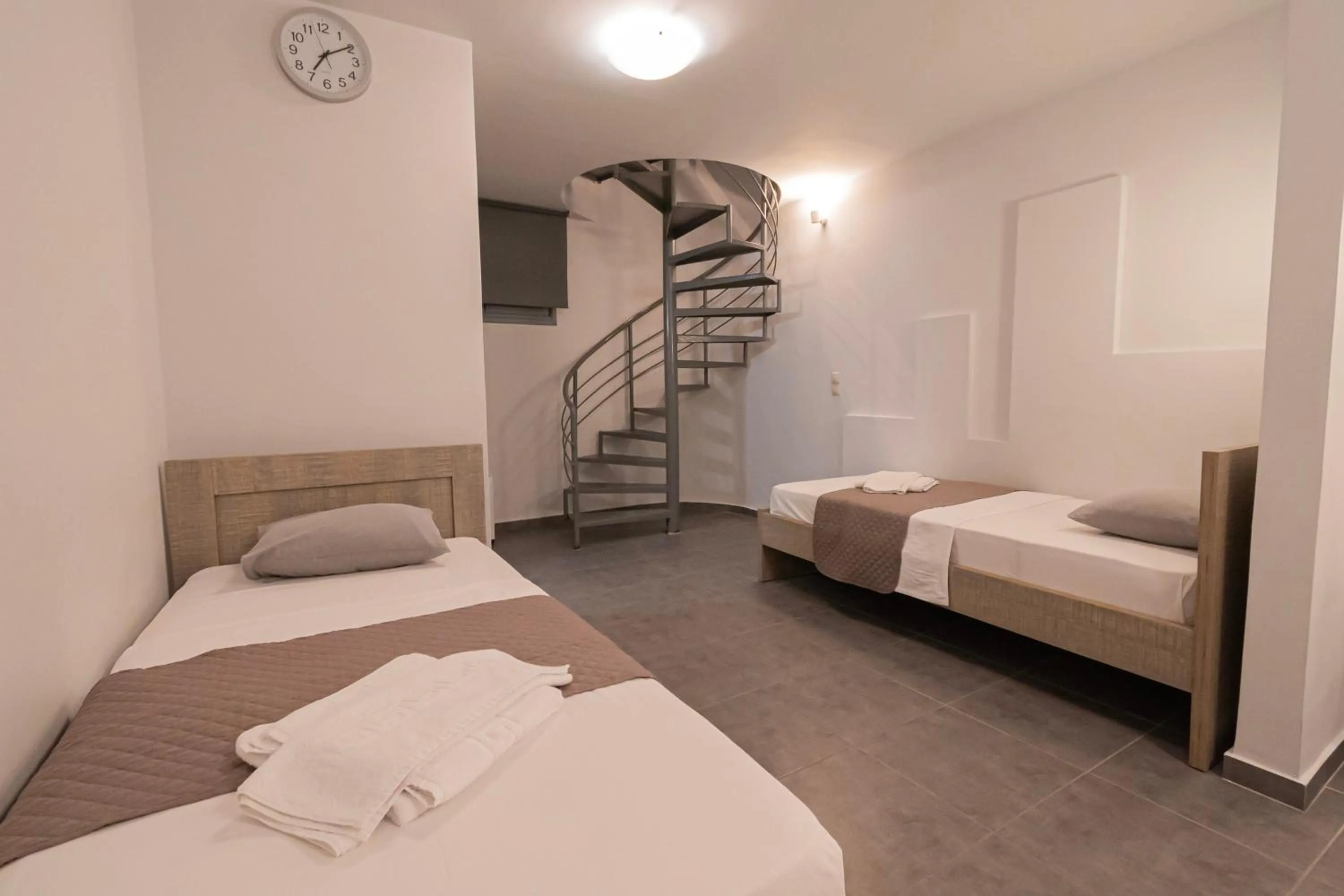 Bedroom, Bed in EllinFos Apartments