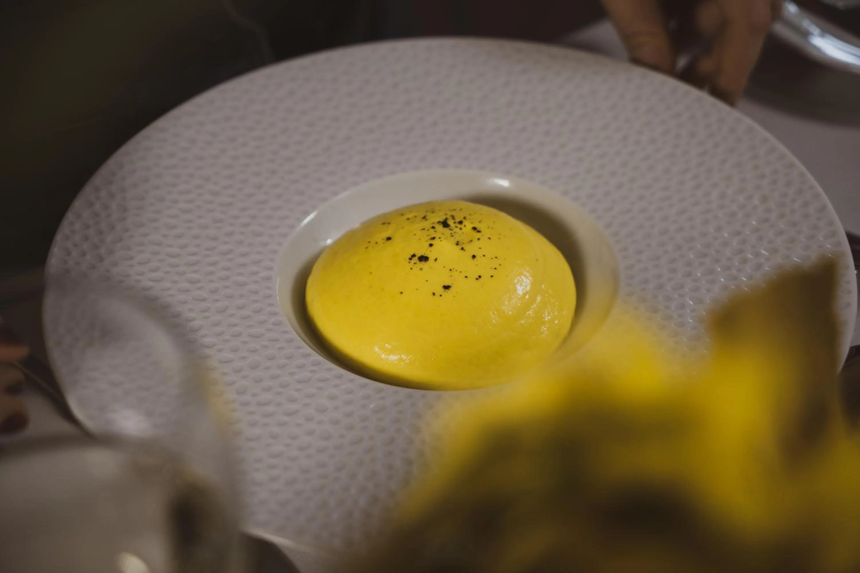 Restaurant/places to eat in Briery Wood Hotel