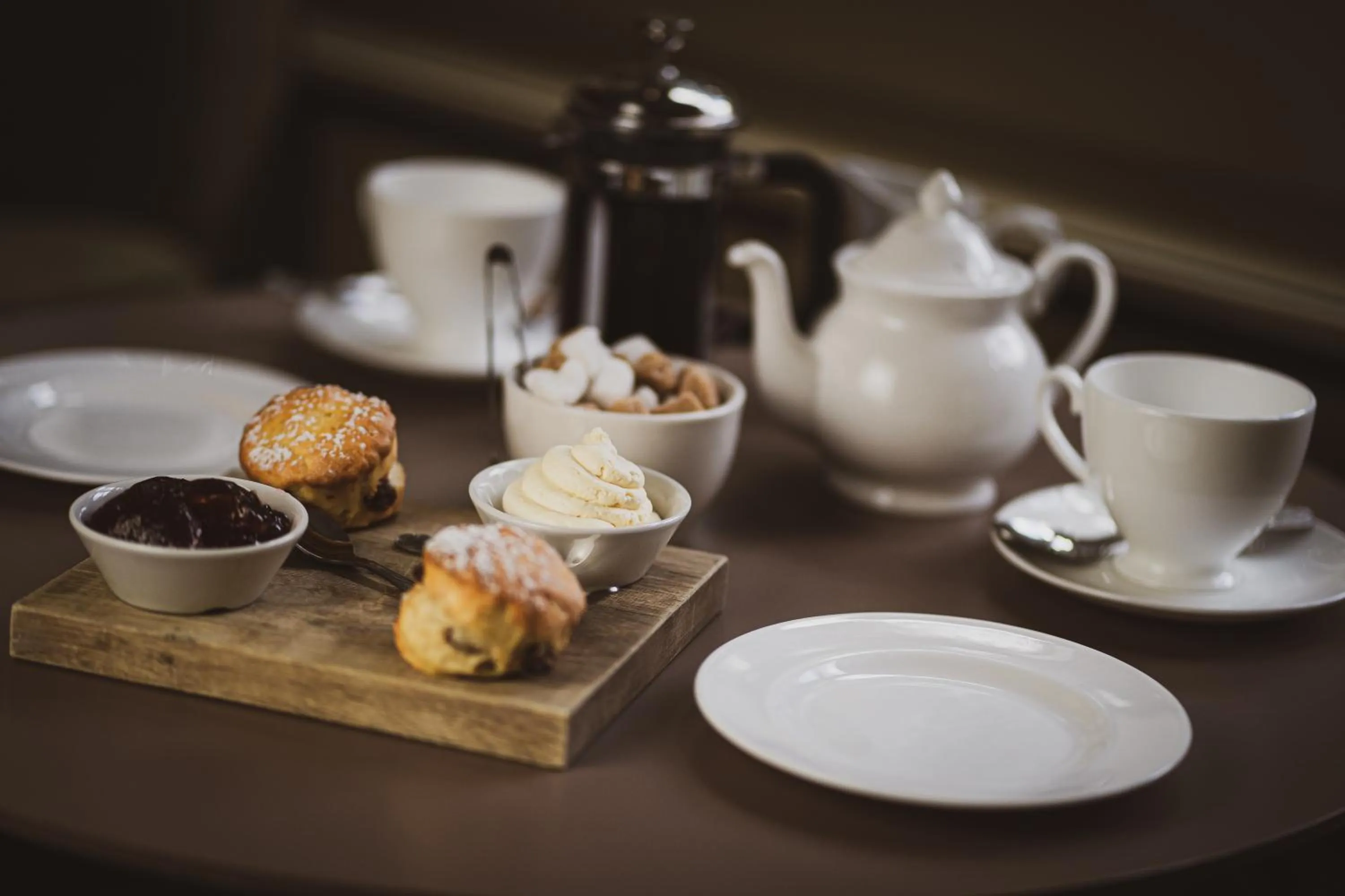 Food and drinks in Briery Wood Hotel